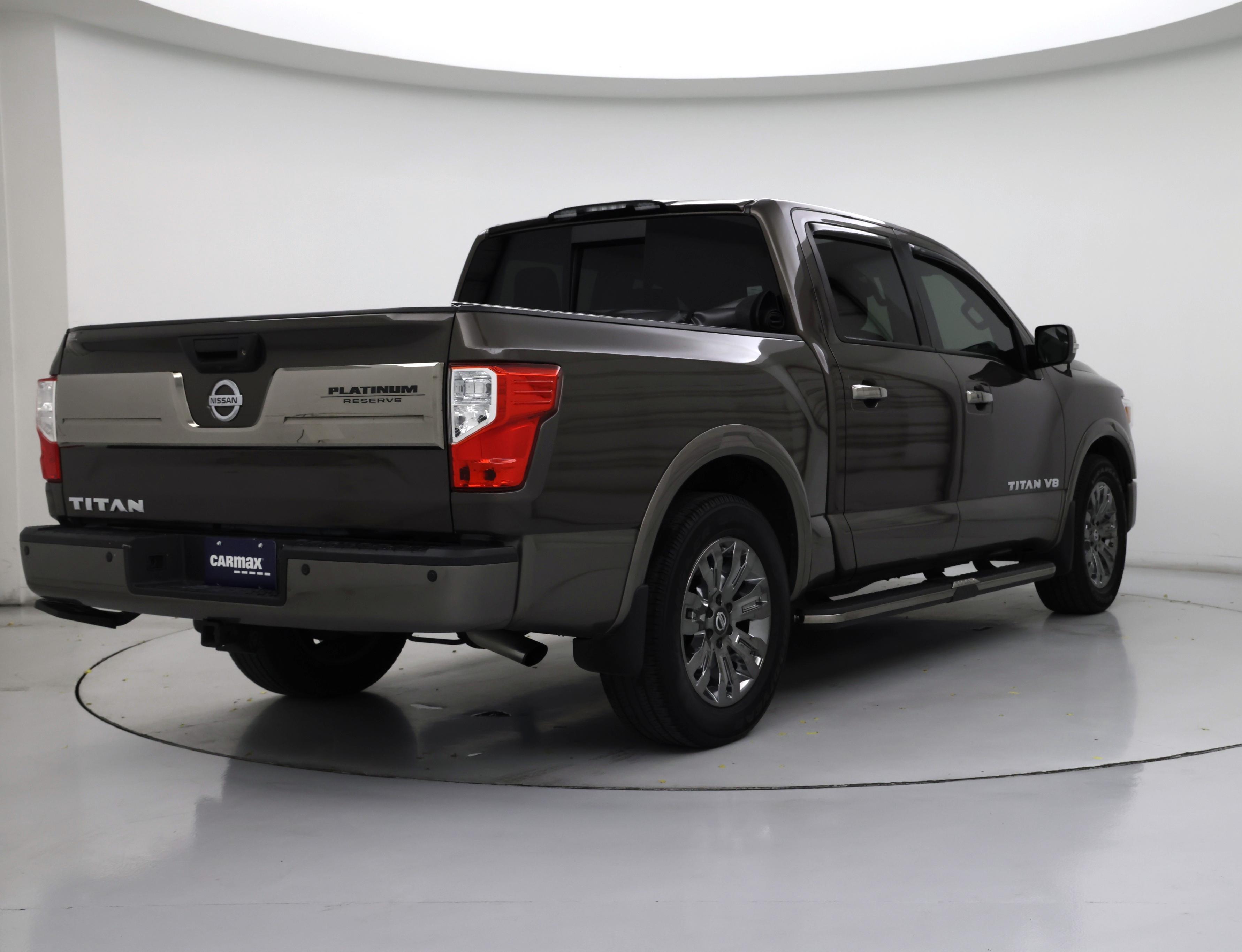 Thumbnail: 2019 Nissan Titan - 8