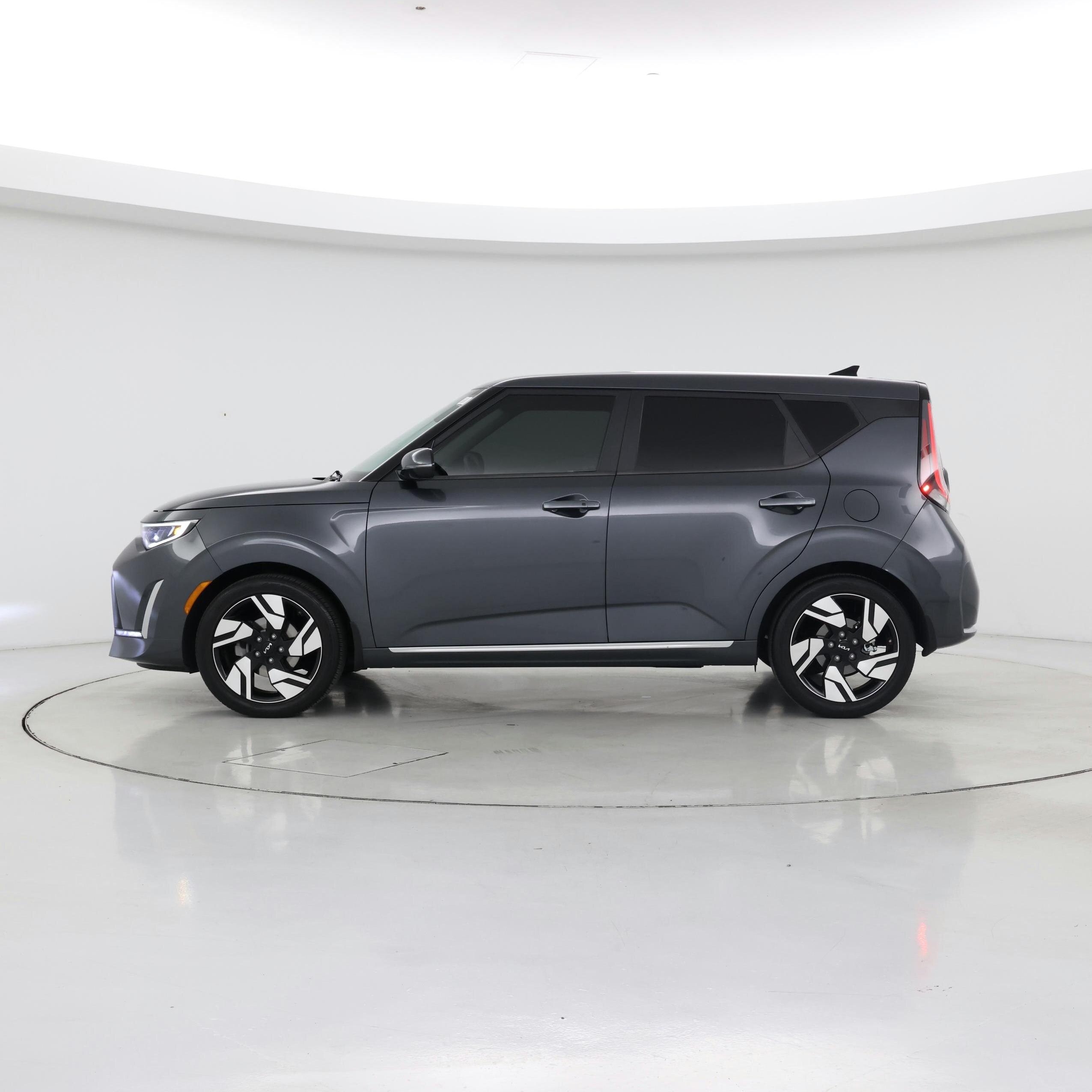 Thumbnail: 2023 Kia Soul - 3