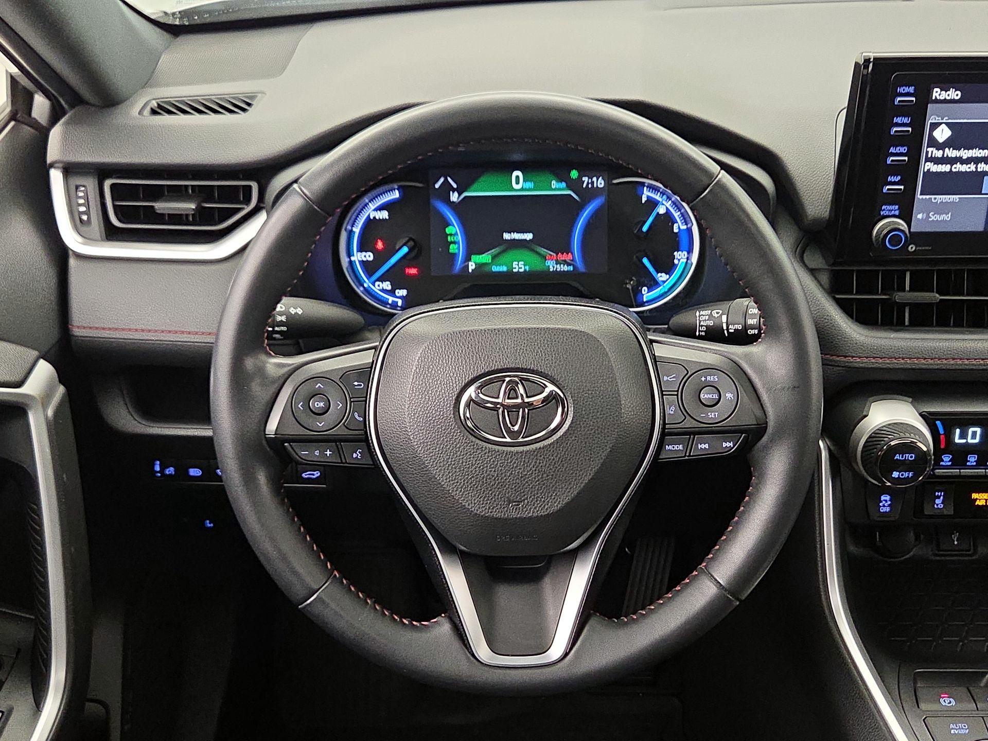 Thumbnail: 2021 Toyota RAV4 - 10