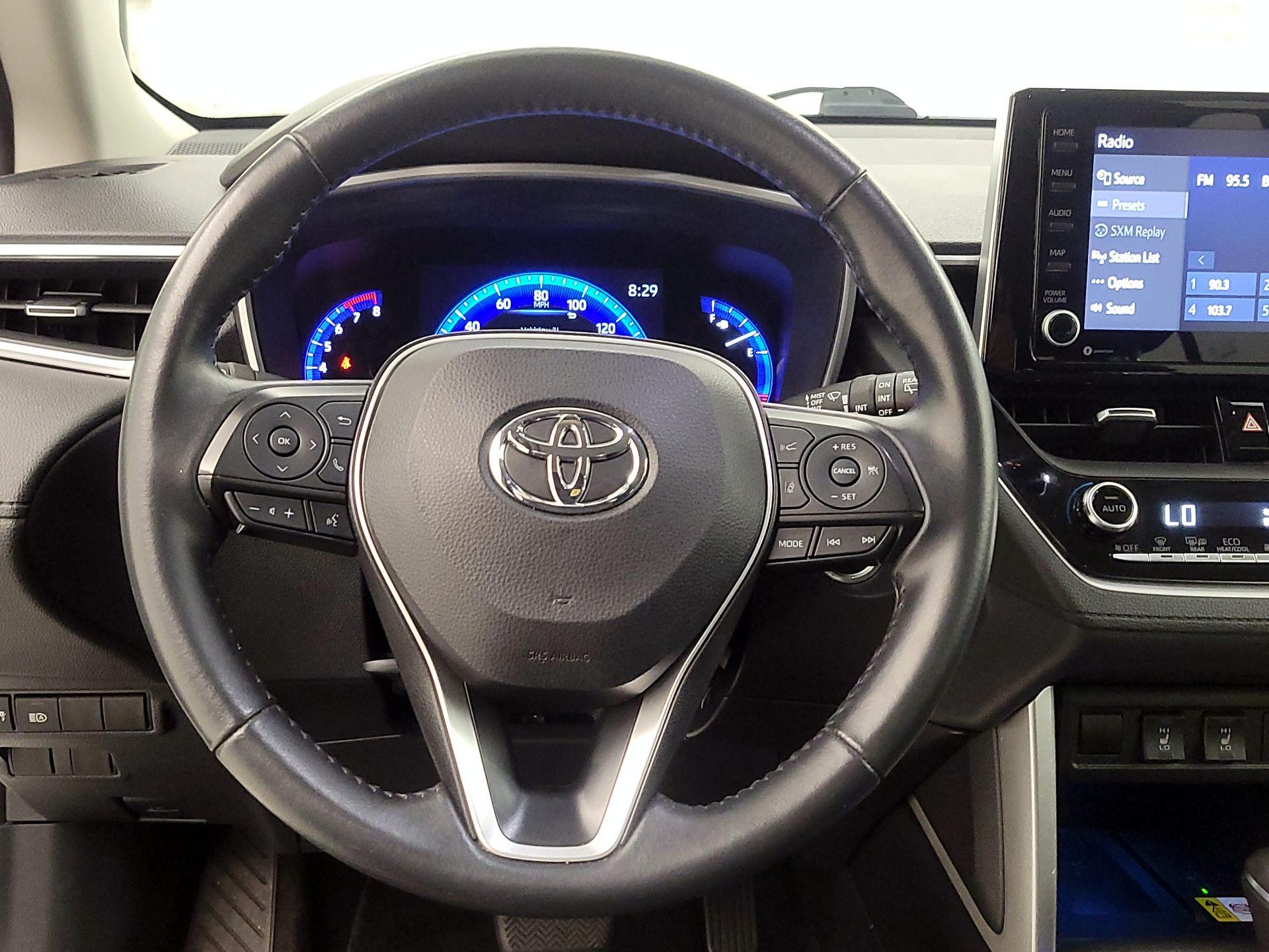 Thumbnail: 2022 Toyota Corolla Cross - 10