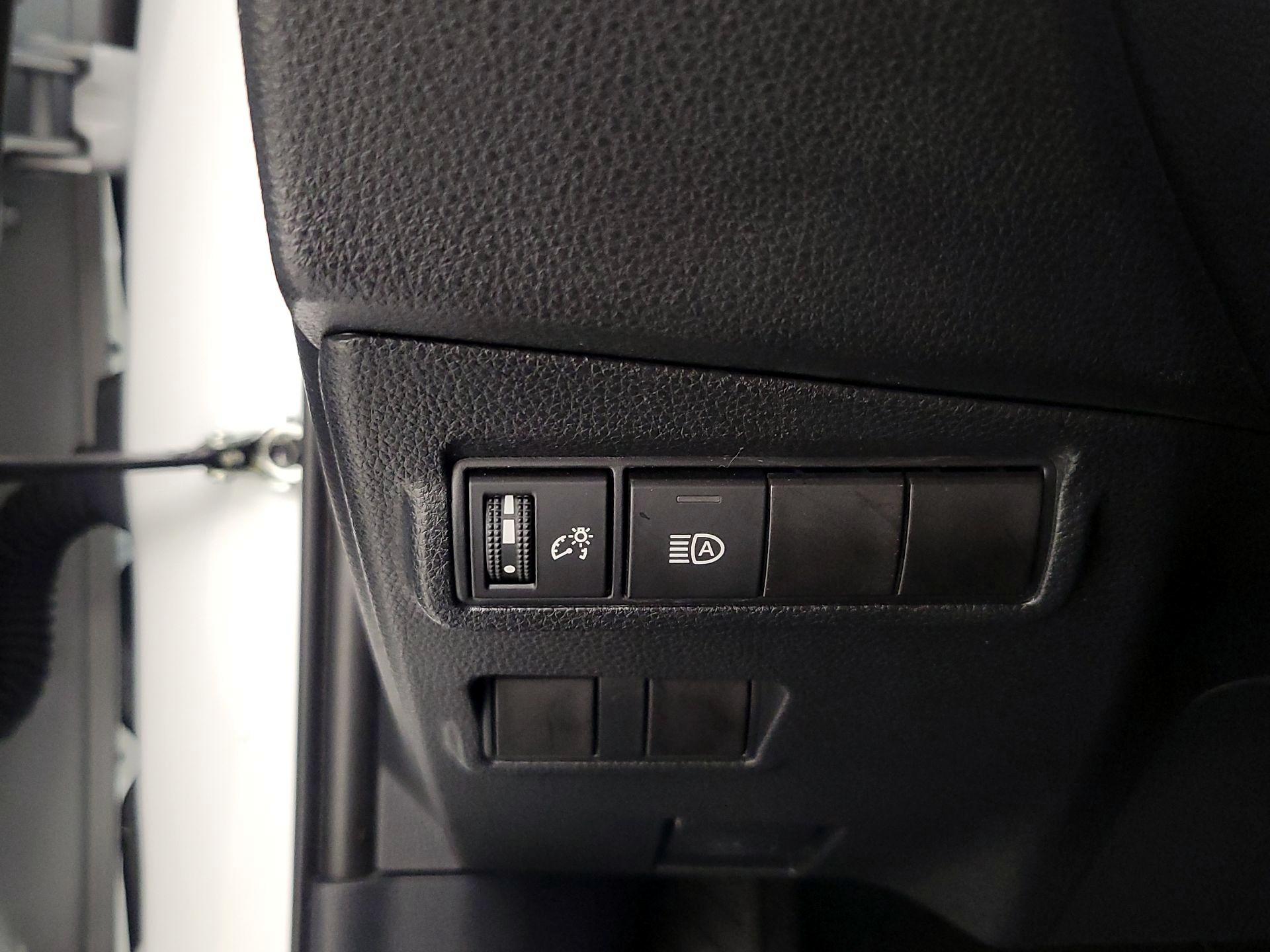 Thumbnail: 2022 Toyota Corolla Cross - 13