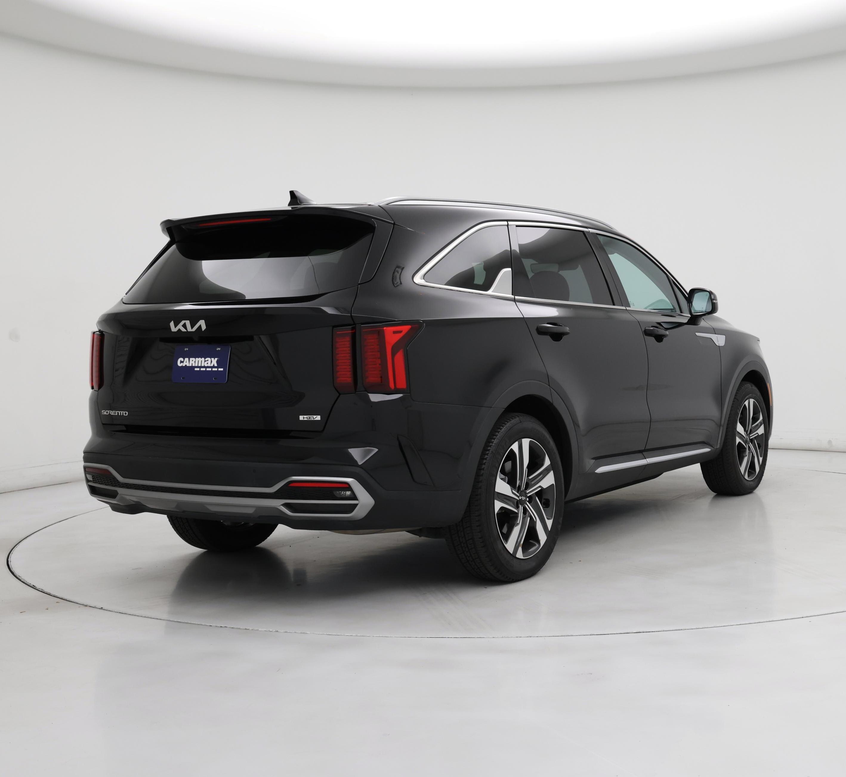 Thumbnail: 2023 Kia Sorento - 8