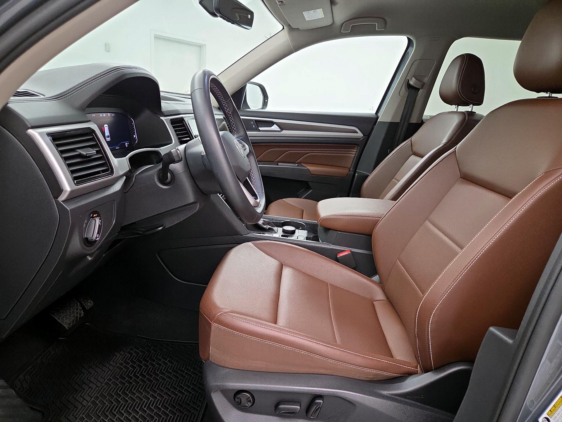 Thumbnail: 2023 Volkswagen Atlas - 11