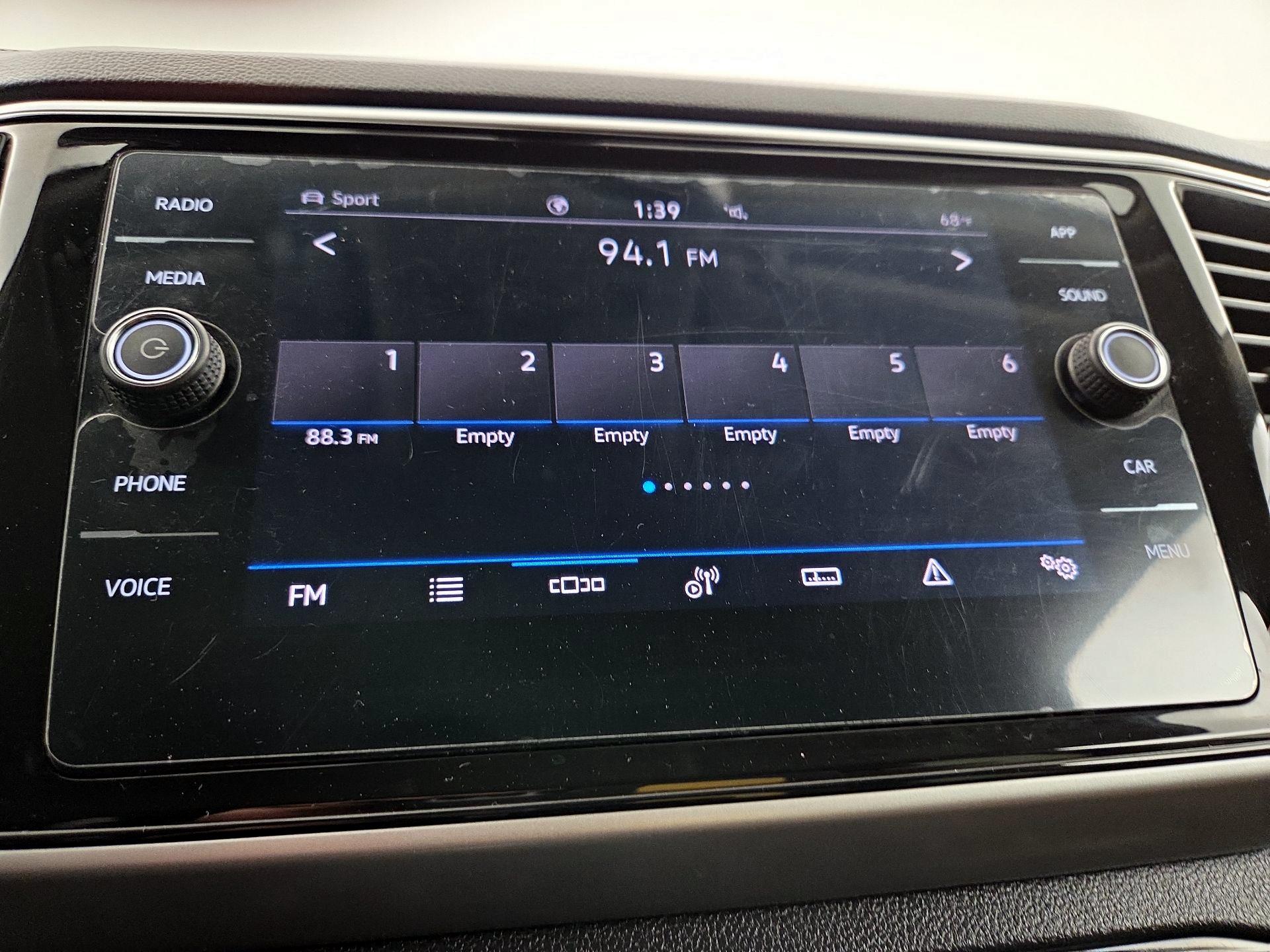 Thumbnail: 2023 Volkswagen Atlas - 15