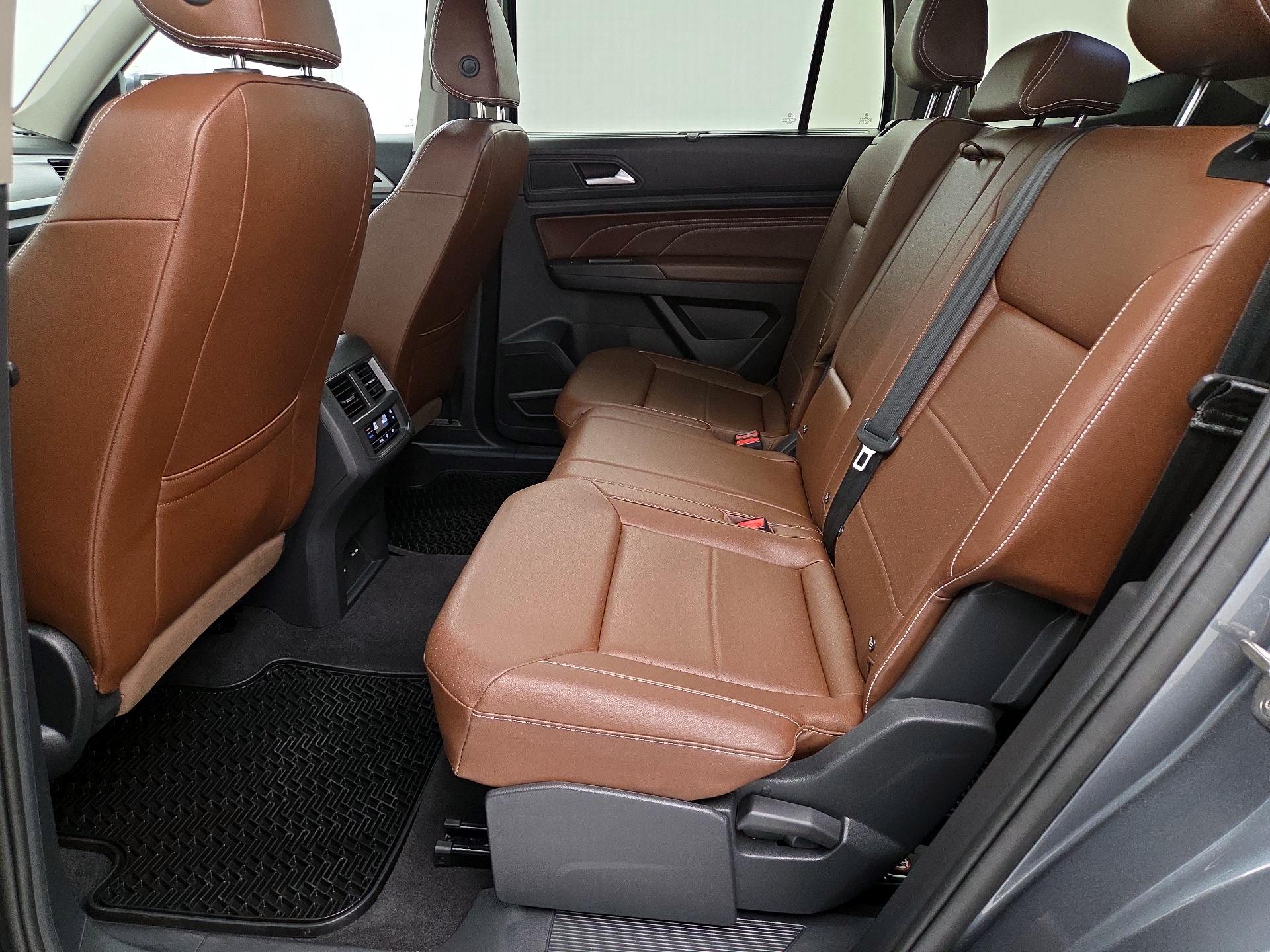 Thumbnail: 2023 Volkswagen Atlas - 18