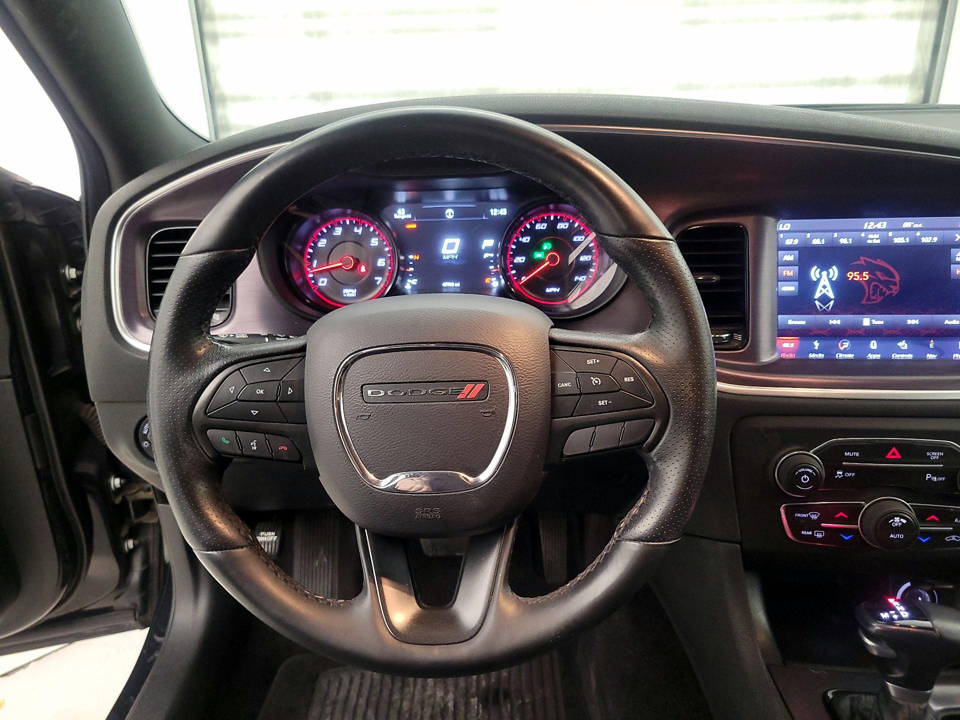 Thumbnail: 2018 Dodge Charger - 10