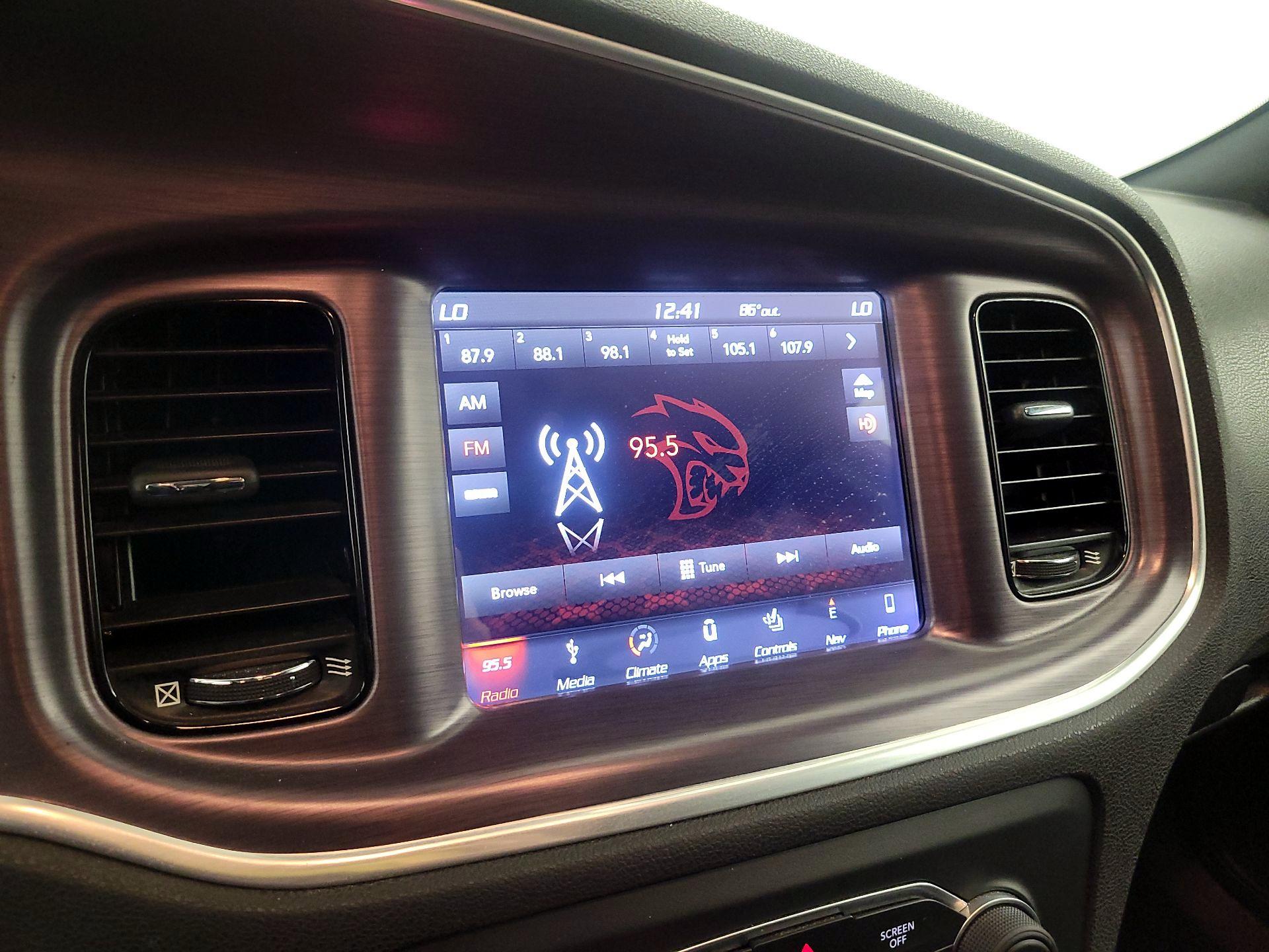 Thumbnail: 2018 Dodge Charger - 15