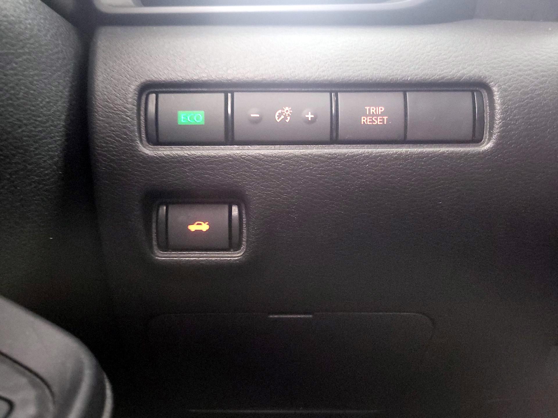 Thumbnail: 2021 Nissan Sentra - 13