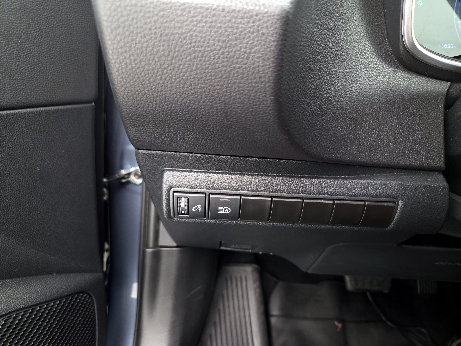 Thumbnail: 2024 Toyota Corolla - 13