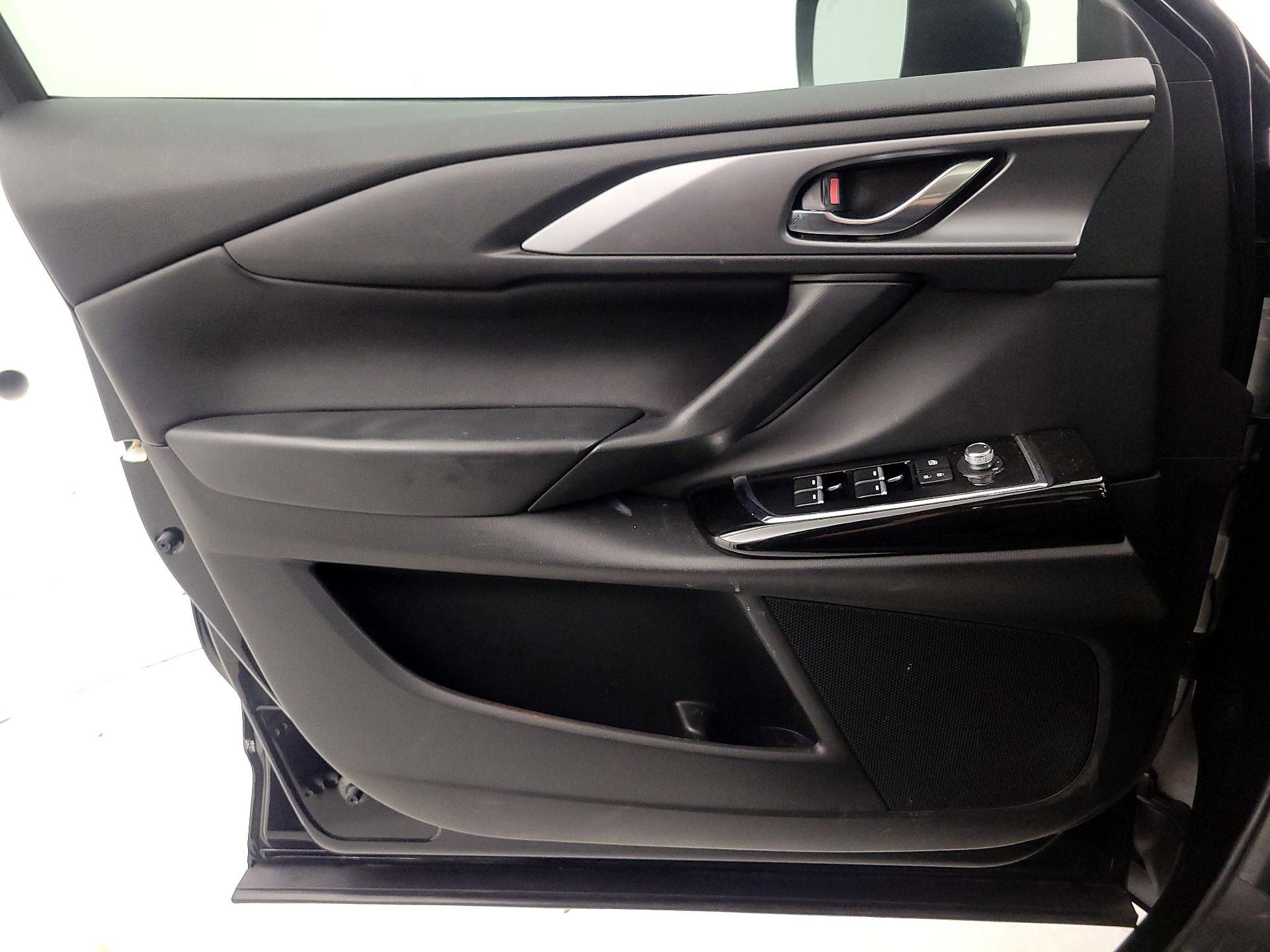 Thumbnail: 2023 Mazda CX-9 - 12