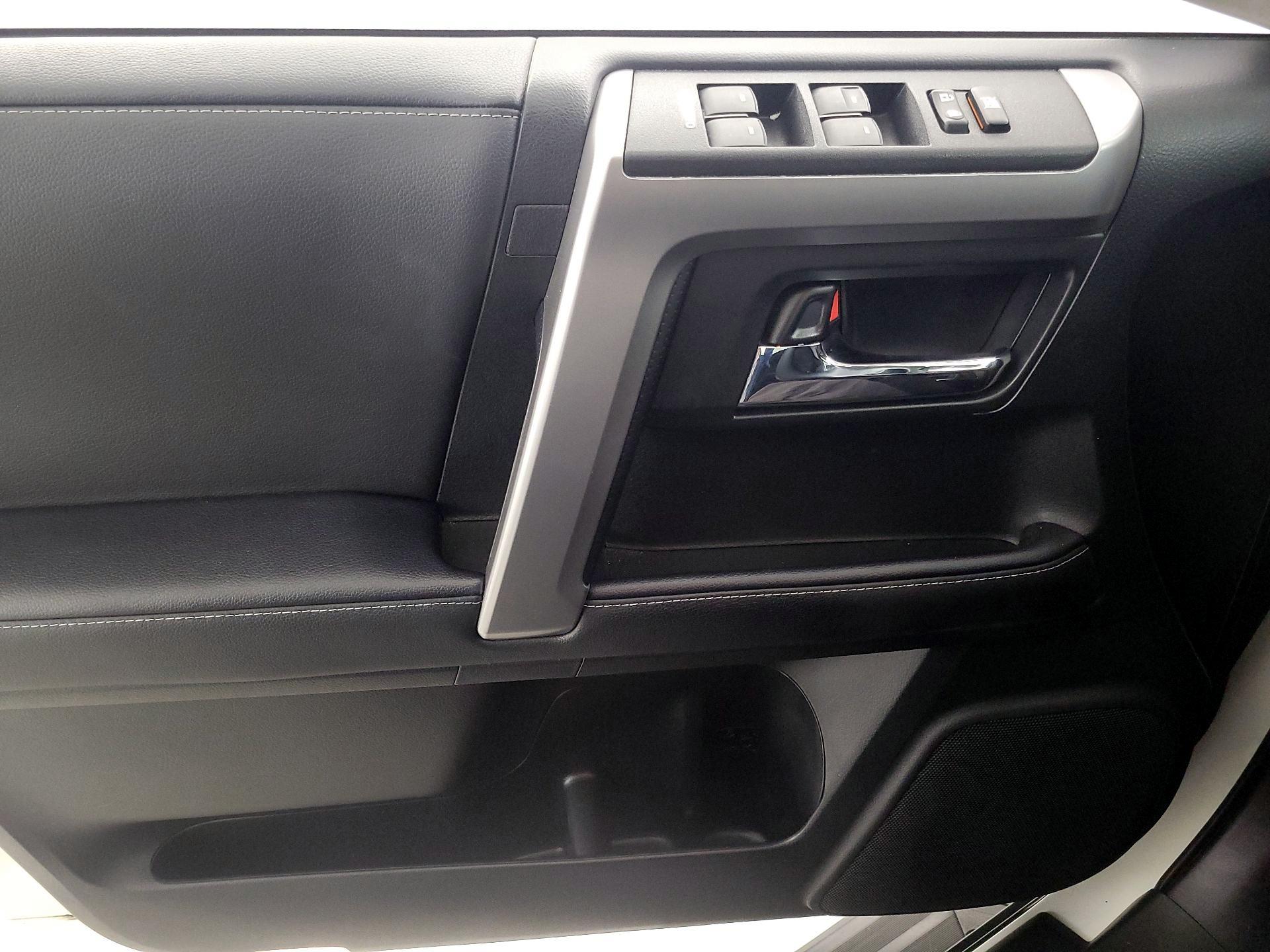 Thumbnail: 2023 Toyota 4Runner - 12