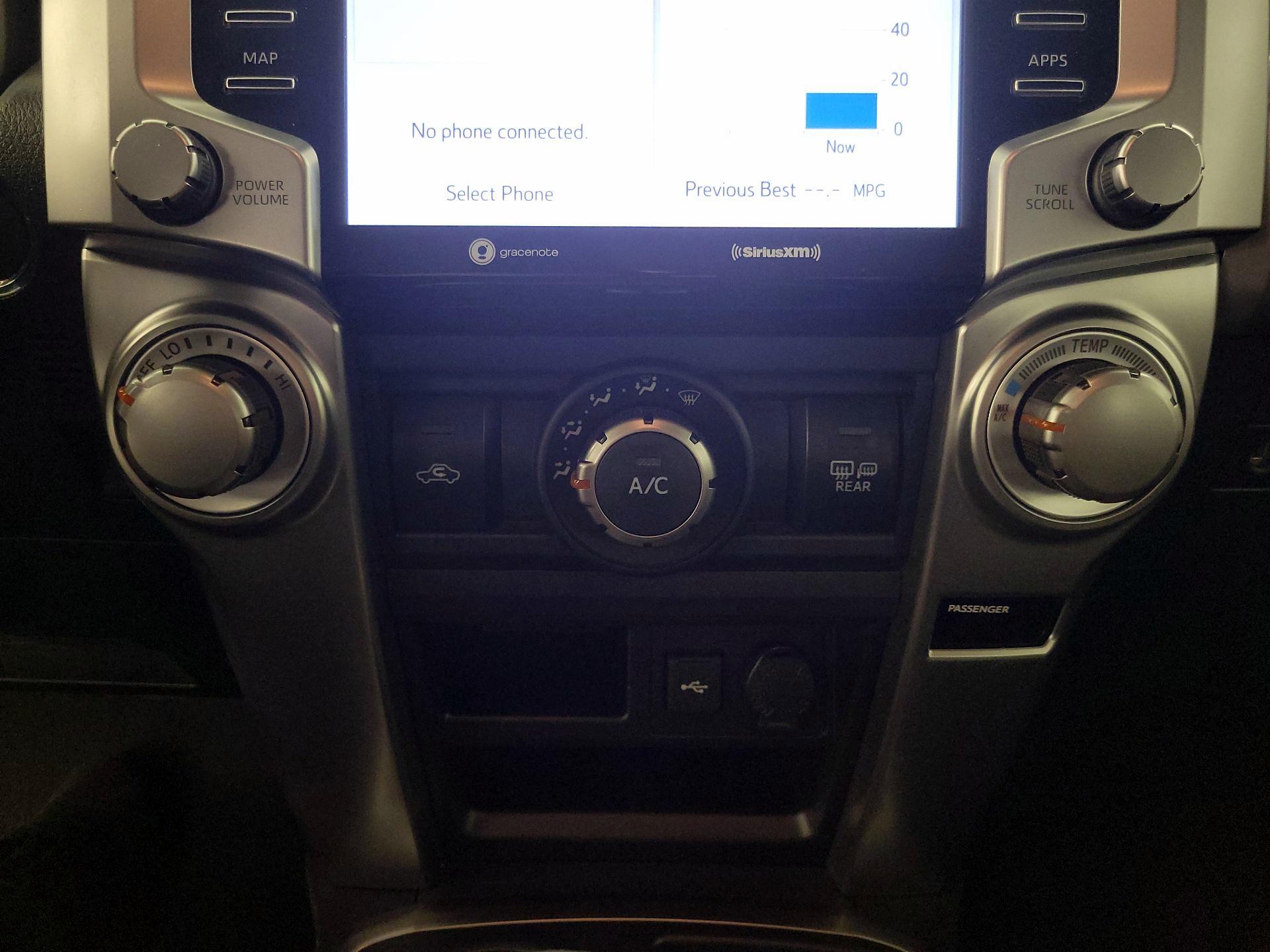 Thumbnail: 2023 Toyota 4Runner - 16