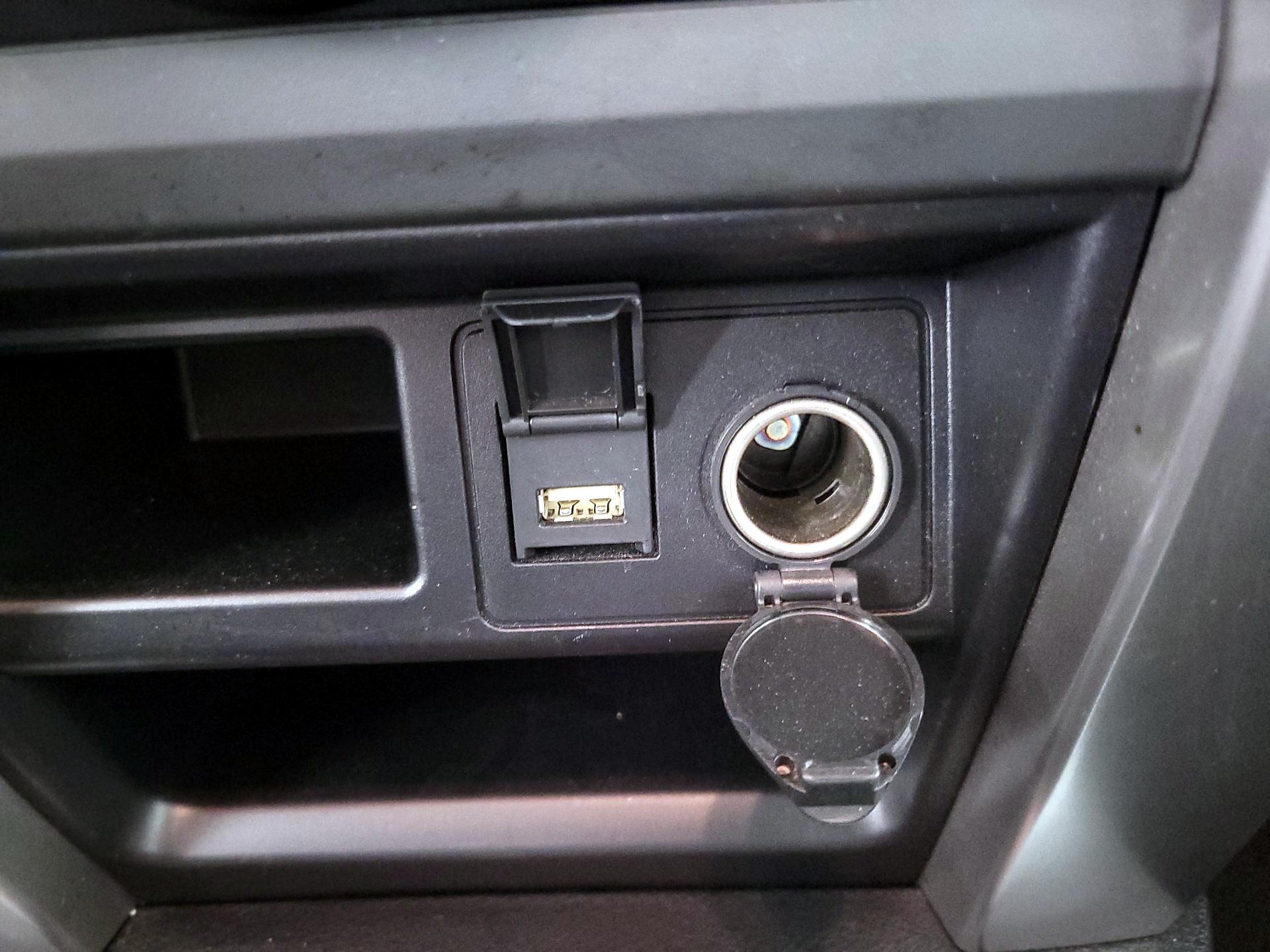 Thumbnail: 2023 Toyota 4Runner - 18