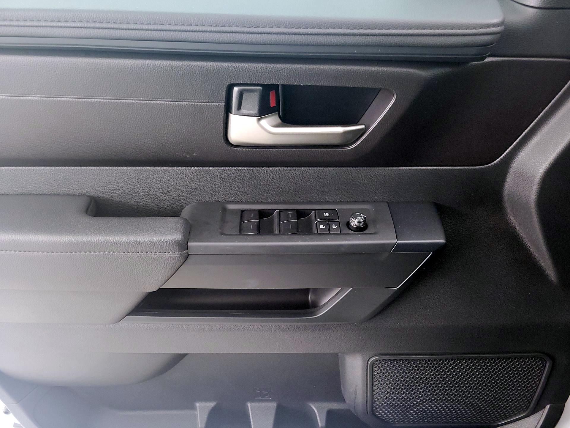 Thumbnail: 2025 Toyota Tundra - 12