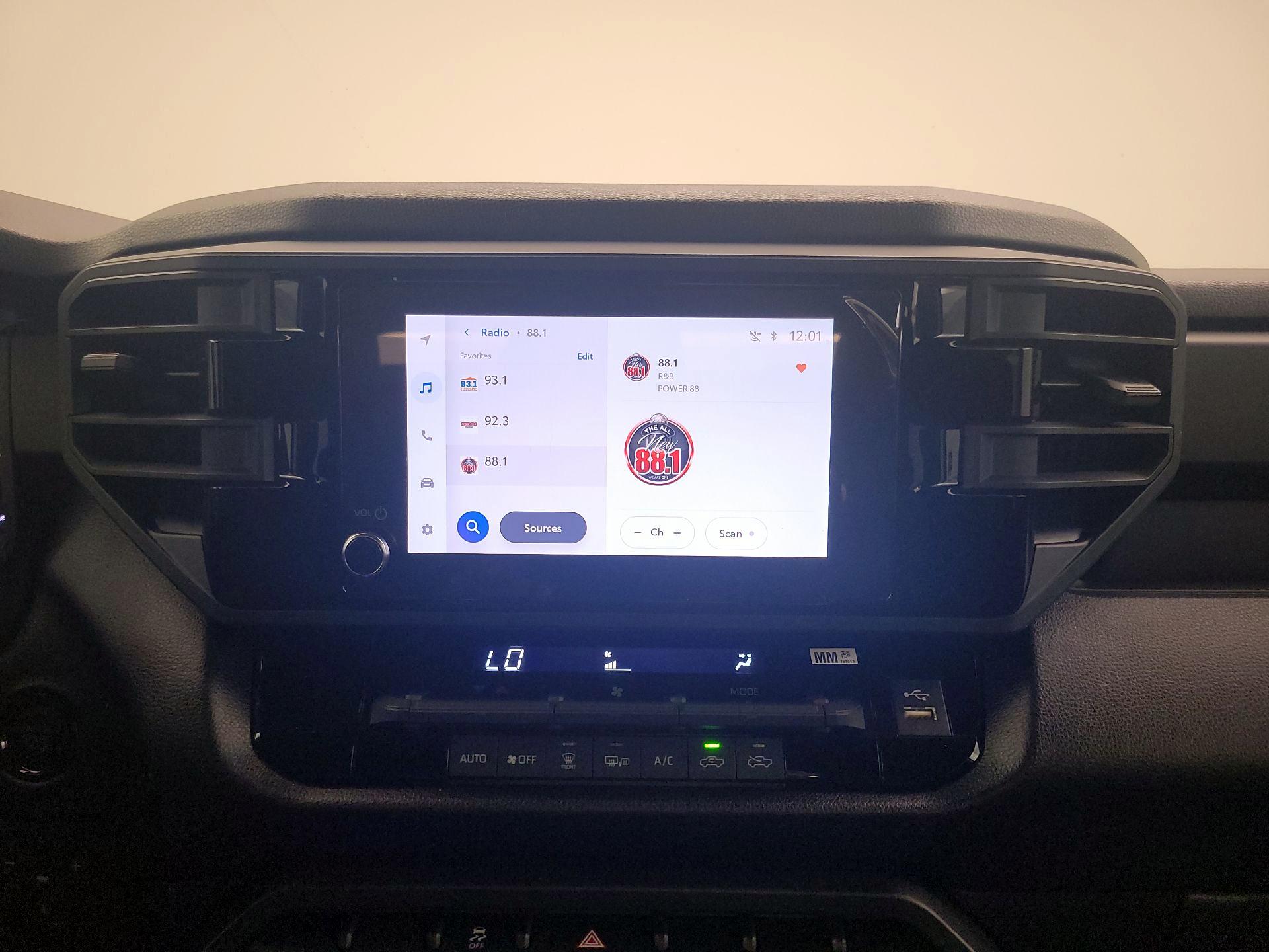 Thumbnail: 2025 Toyota Tundra - 16