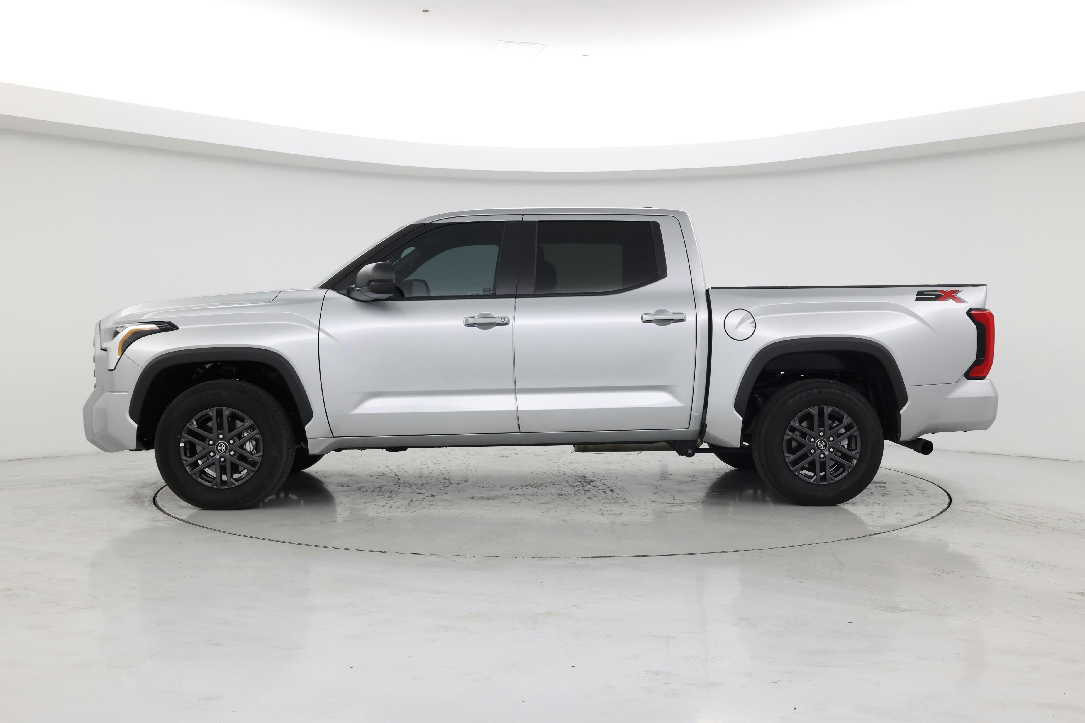 Thumbnail: 2025 Toyota Tundra - 3