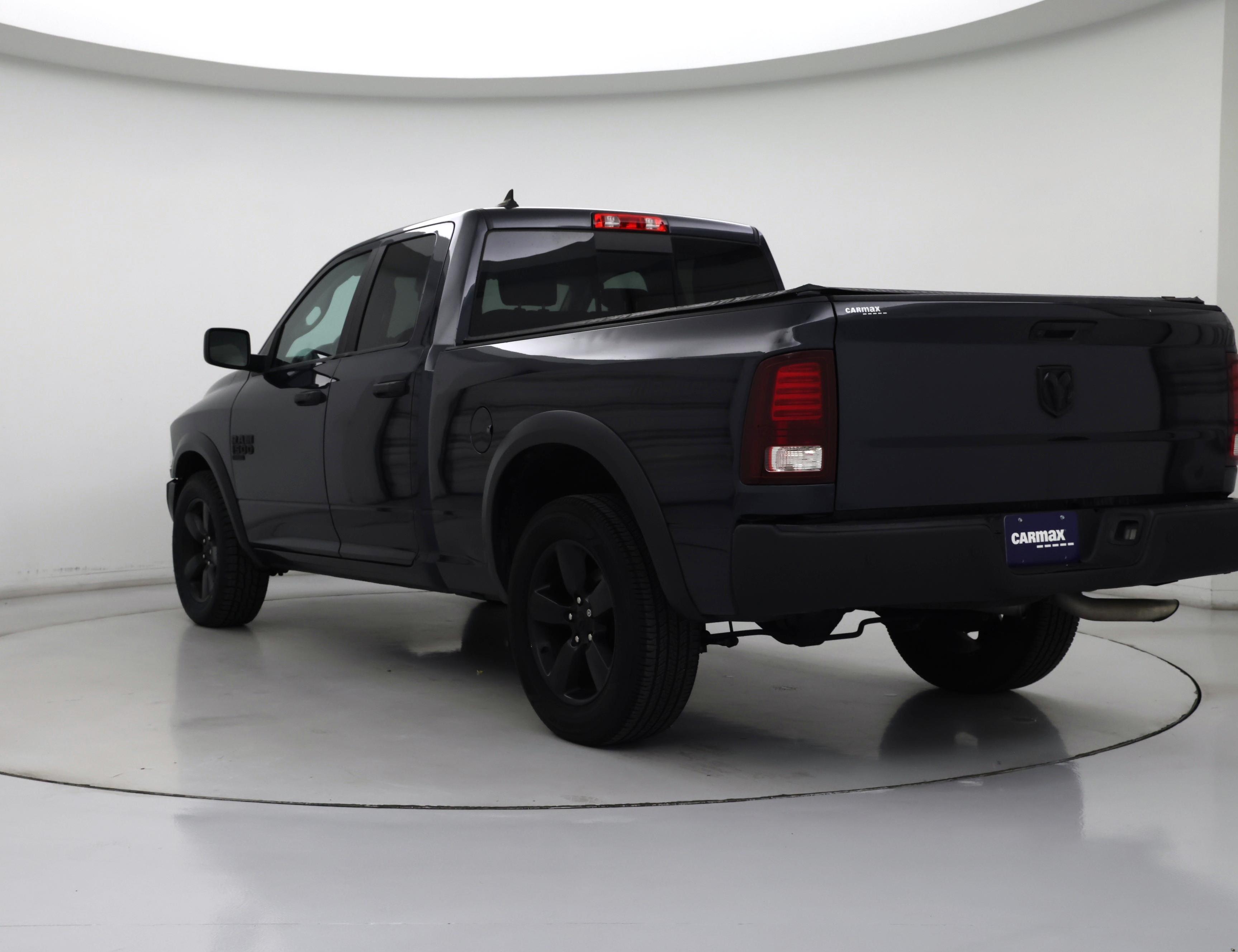 Thumbnail: 2020 RAM 1500 Classic - 2