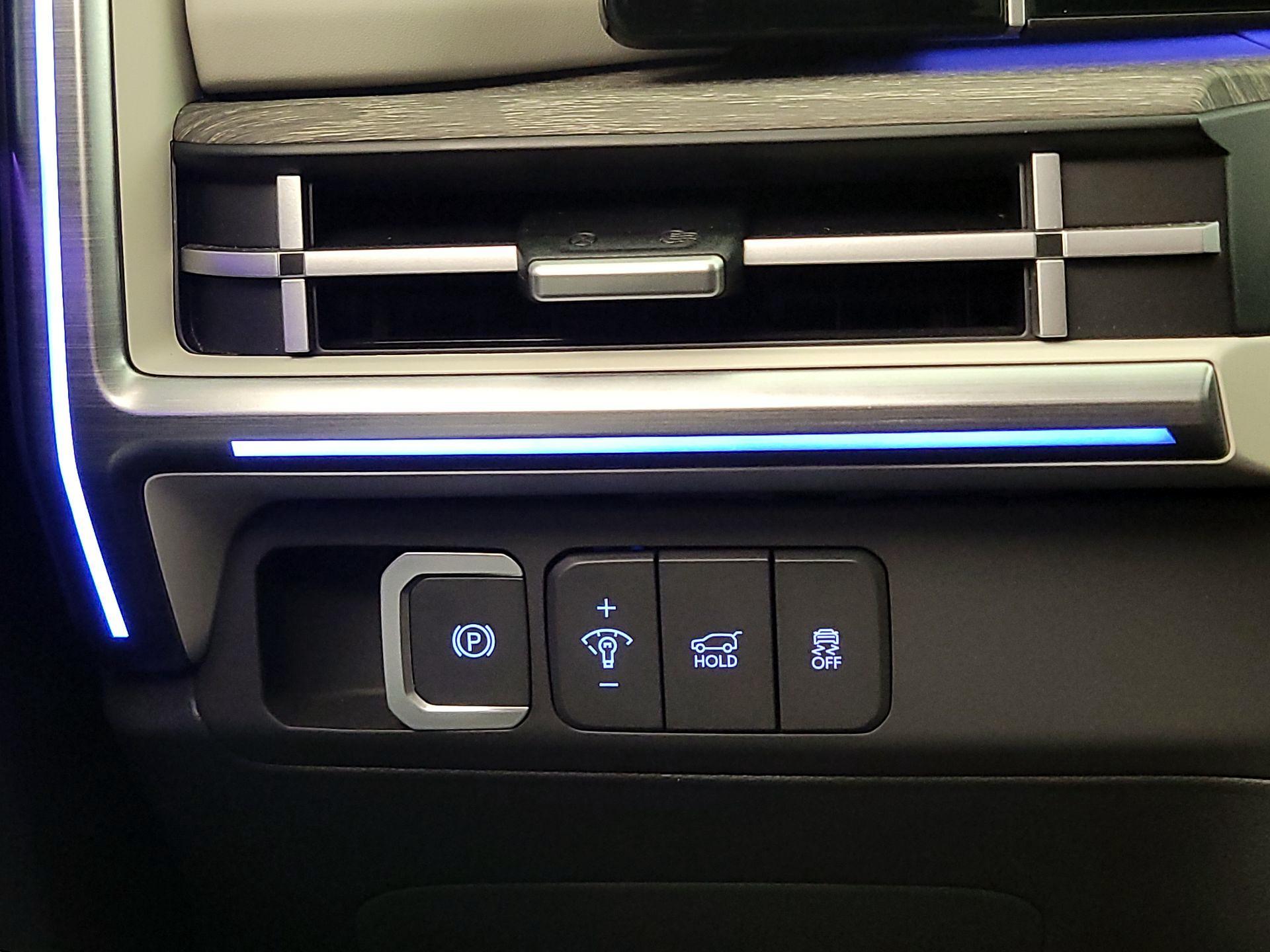 Thumbnail: 2025 Hyundai Santa Fe - 13