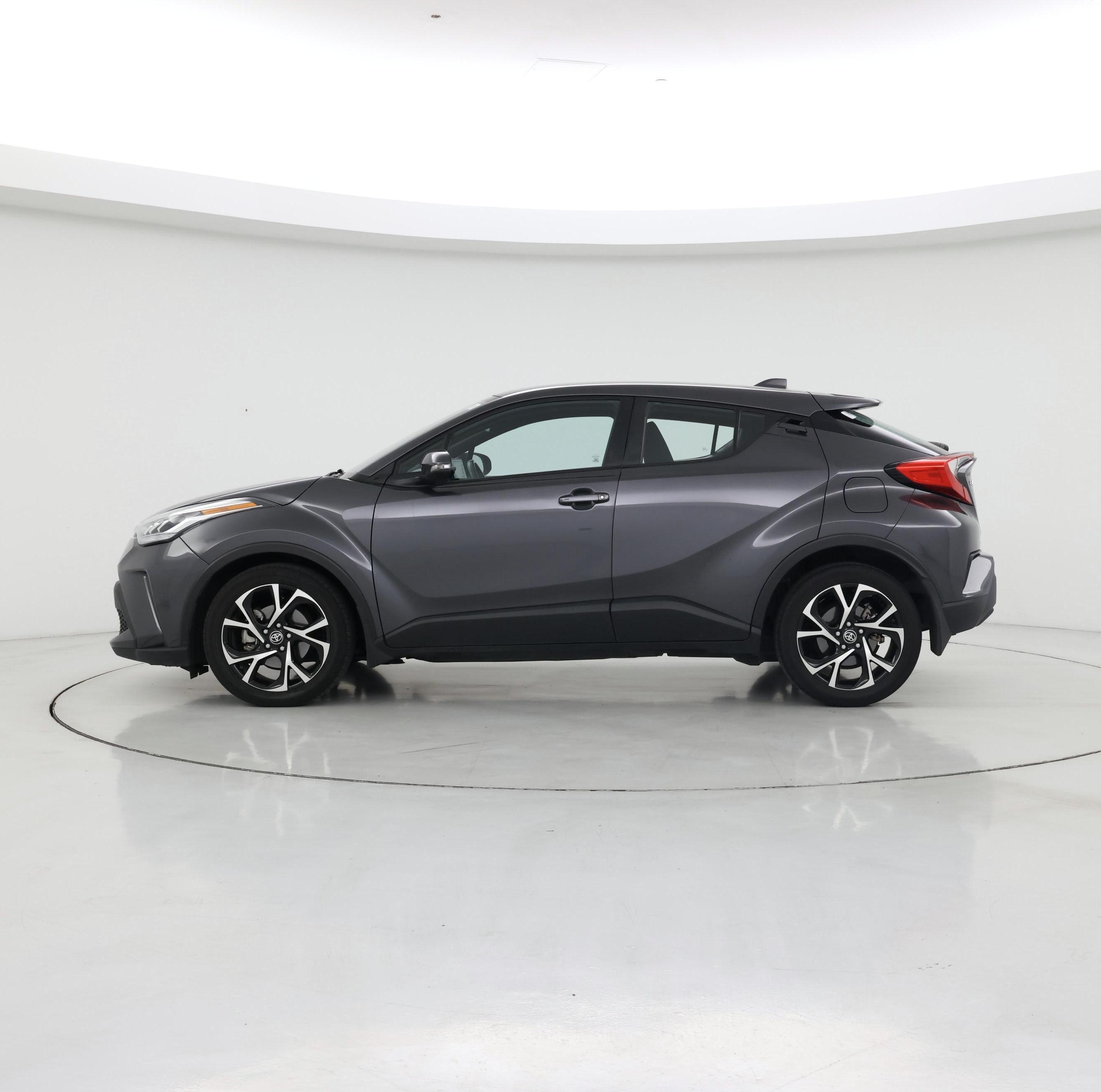 Thumbnail: 2021 Toyota C-HR - 3