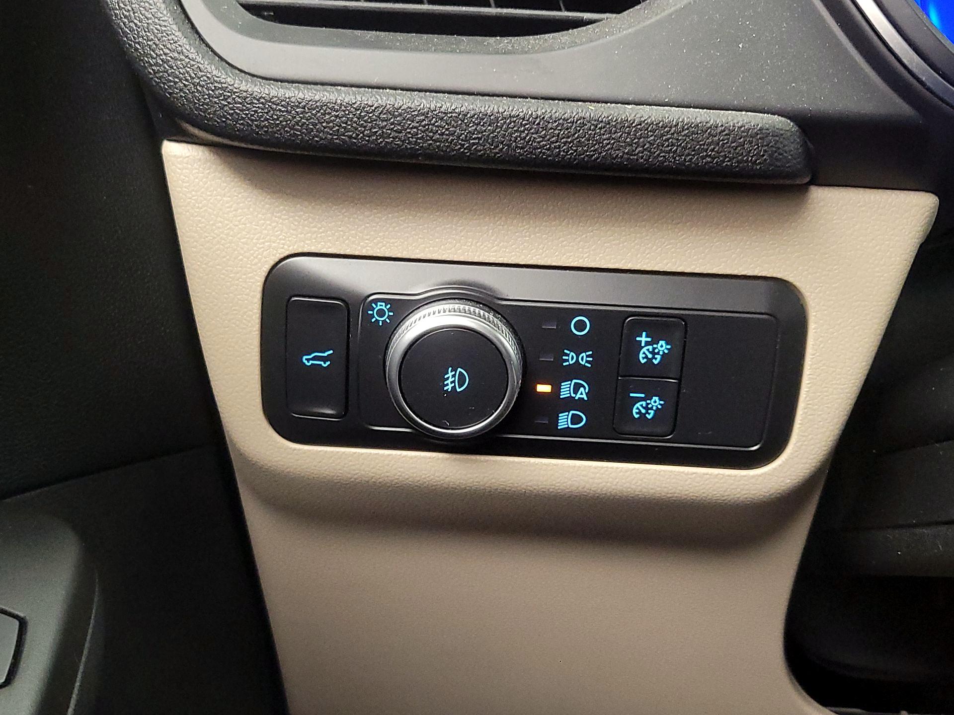 Thumbnail: 2020 Ford Escape - 13