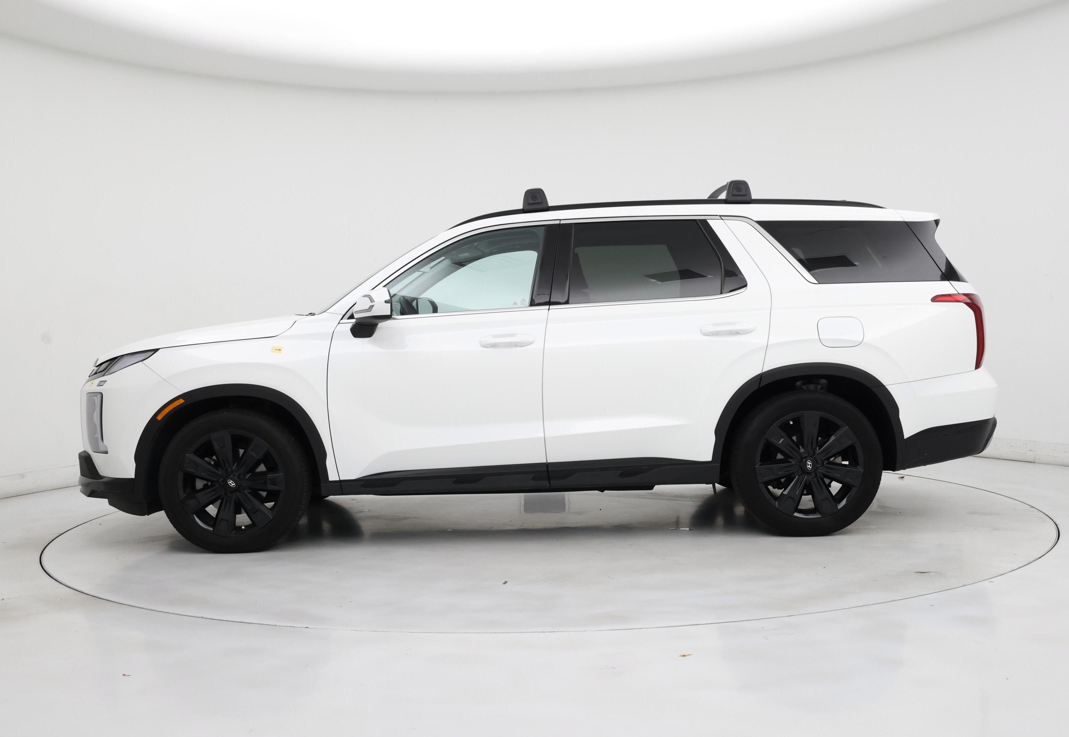 Thumbnail: 2023 Hyundai Palisade - 3