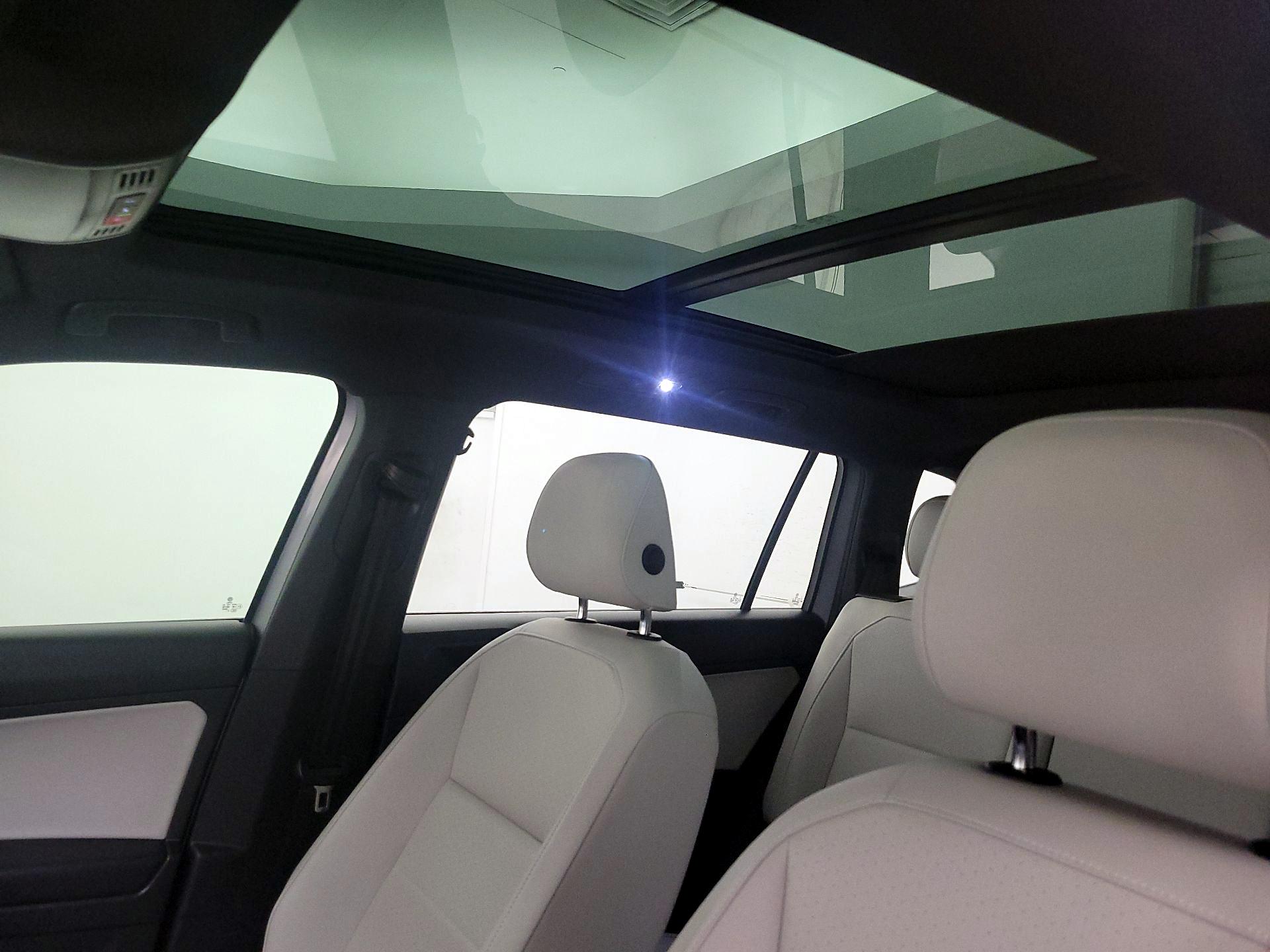 Thumbnail: 2021 Volkswagen Tiguan - 19