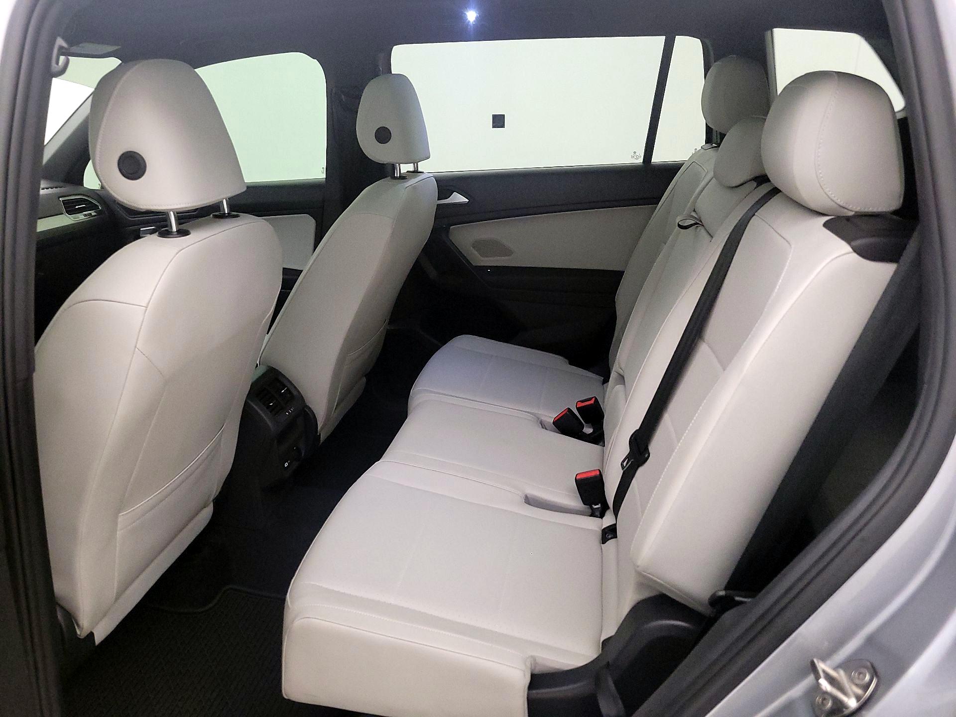 Thumbnail: 2021 Volkswagen Tiguan - 20