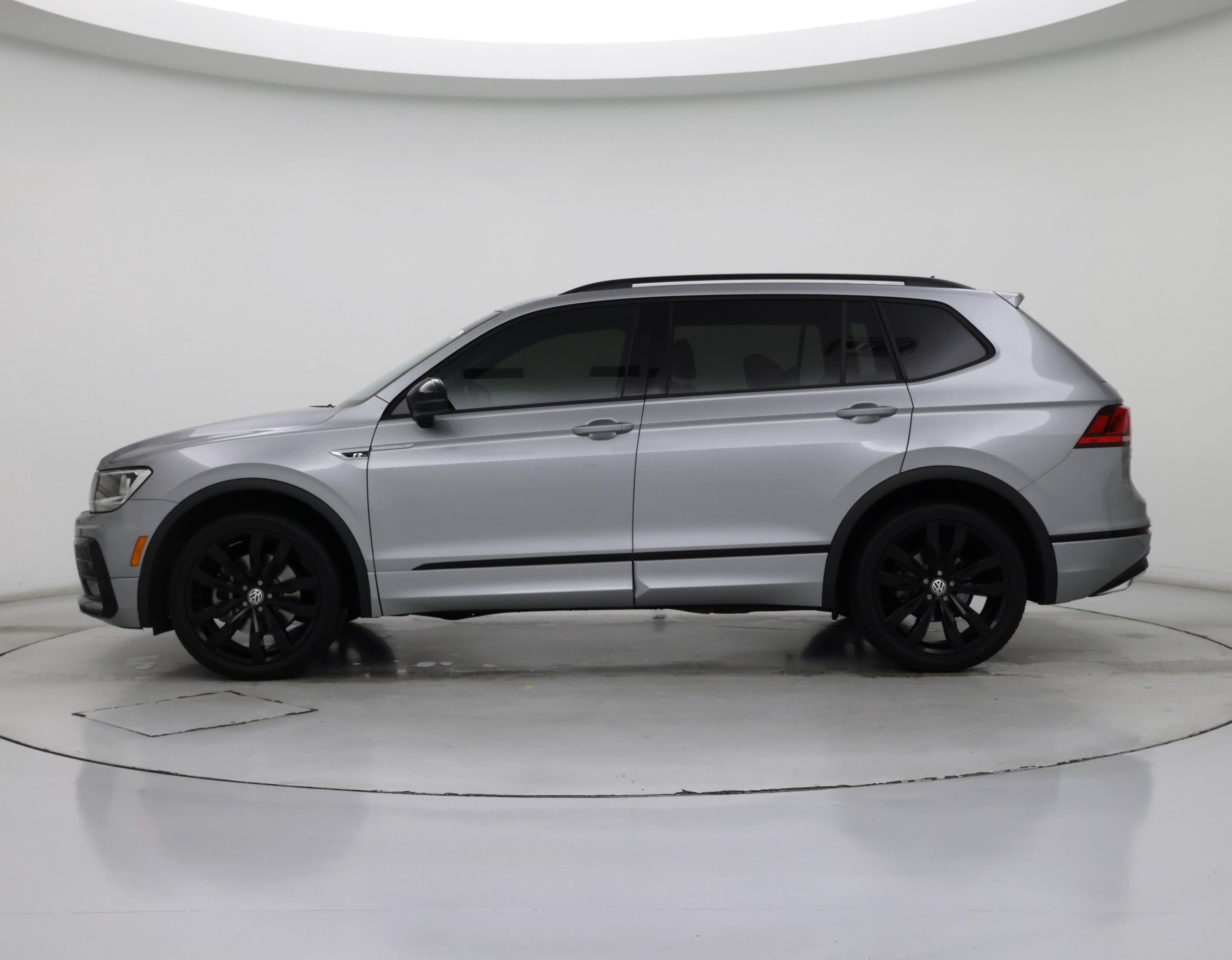 Thumbnail: 2021 Volkswagen Tiguan - 3