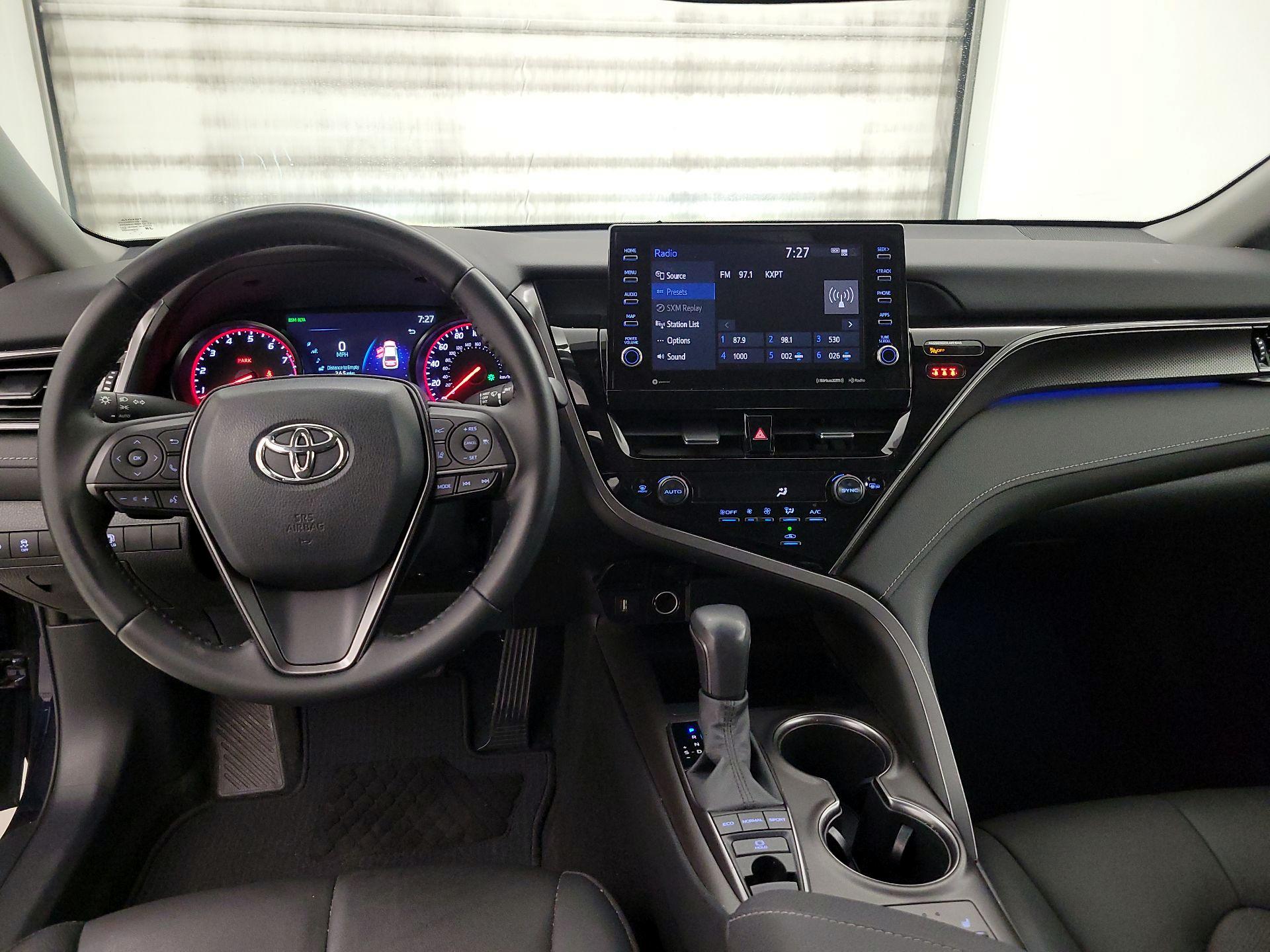 Thumbnail: 2022 Toyota Camry - 9