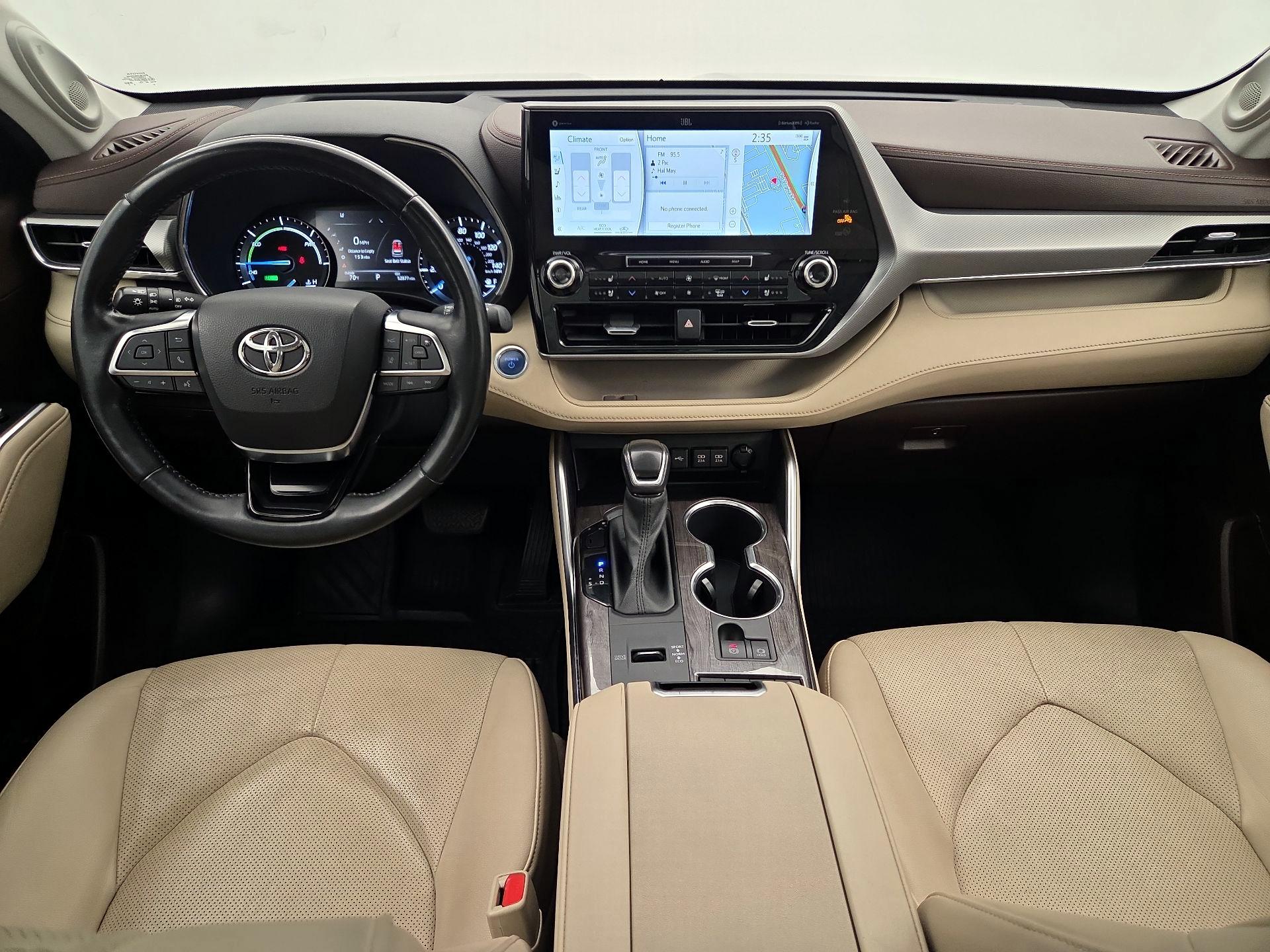 Thumbnail: 2021 Toyota Highlander - 9