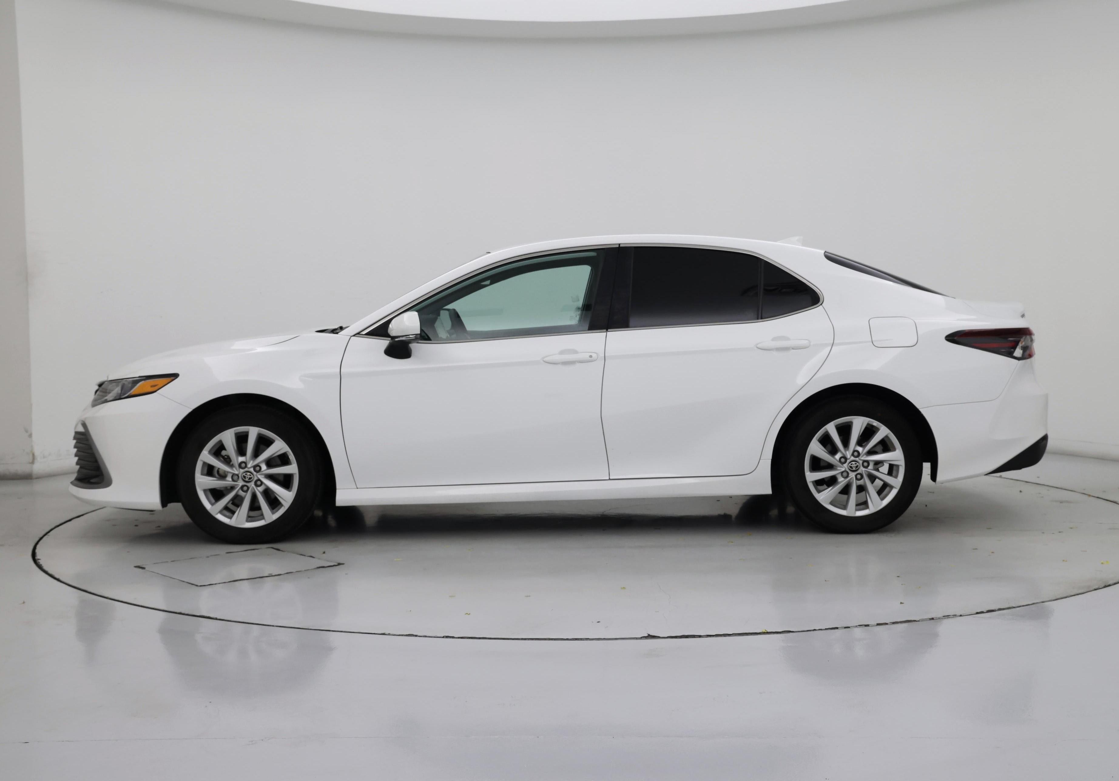 Thumbnail: 2024 Toyota Camry - 3