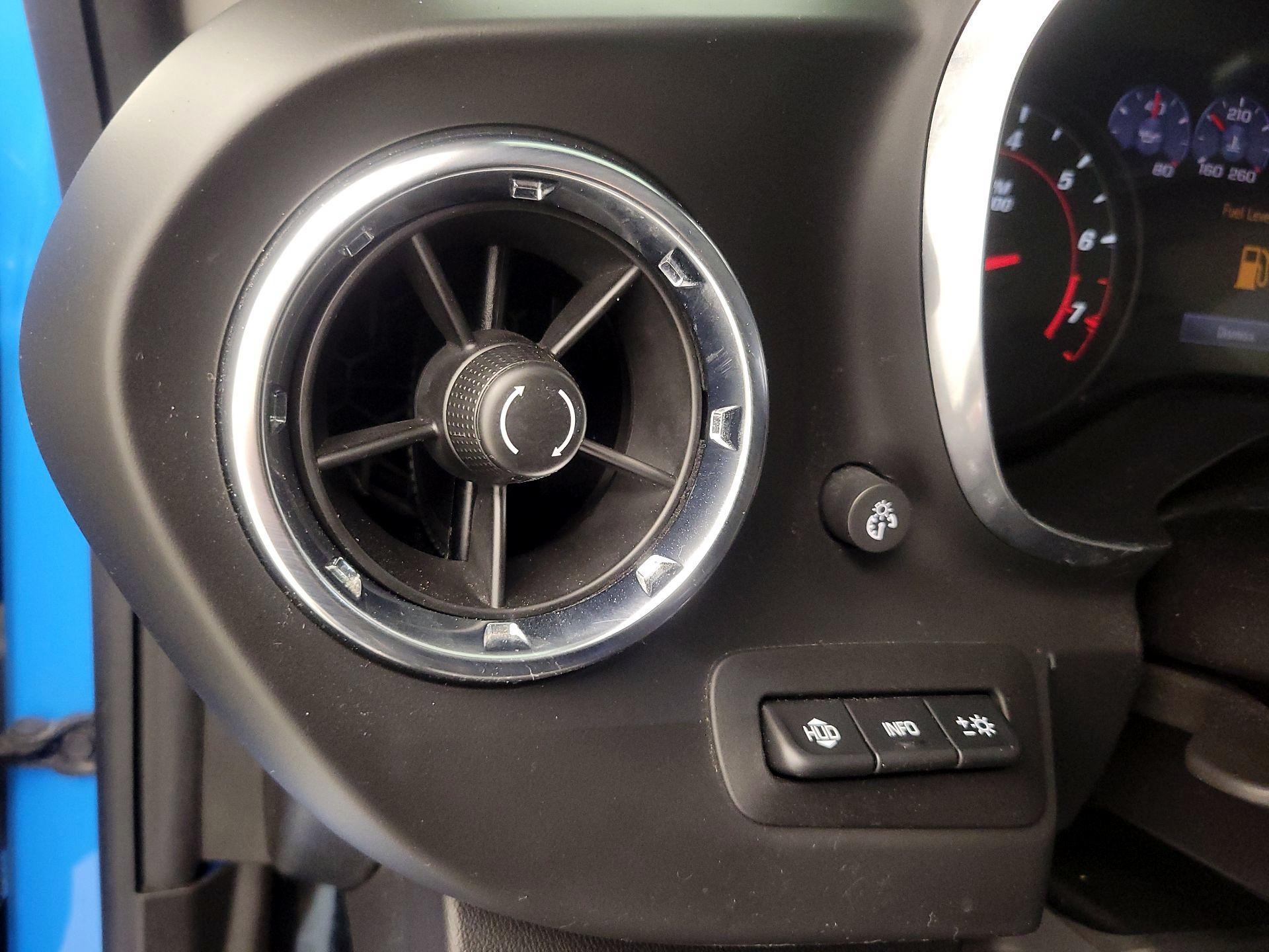 Thumbnail: 2022 Chevrolet Camaro - 13