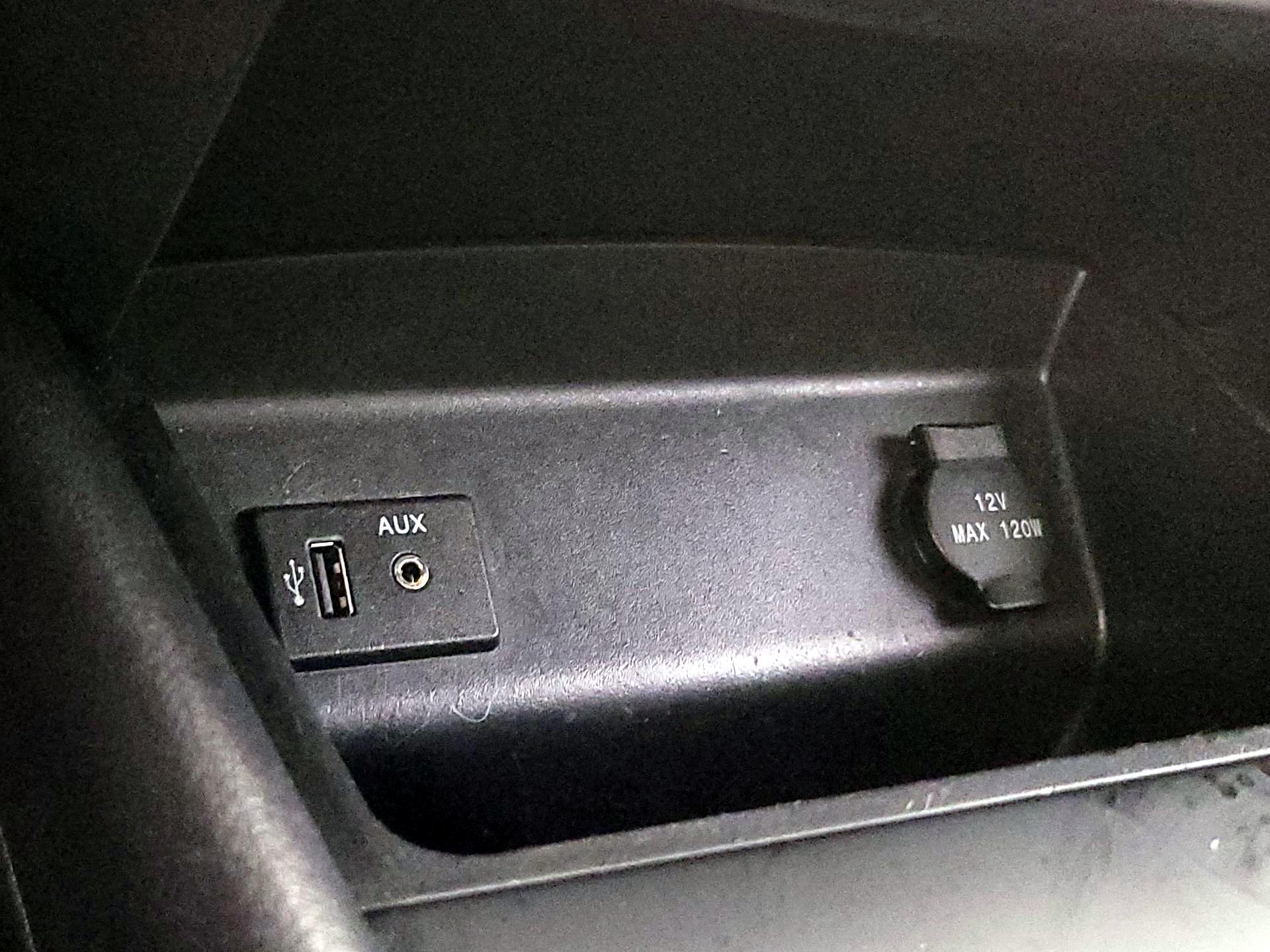 Thumbnail: 2016 Nissan Altima - 18