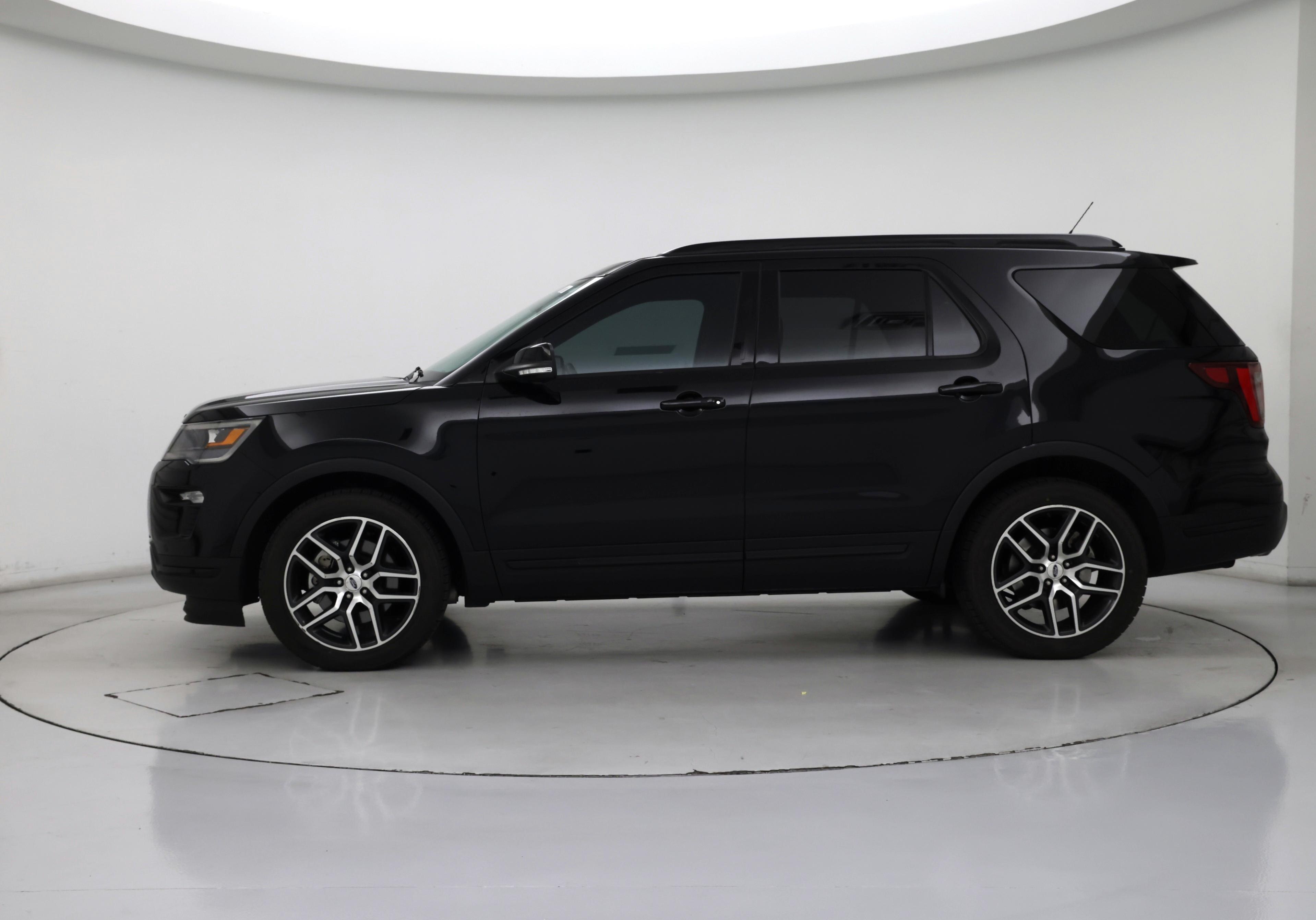 Thumbnail: 2018 Ford Explorer - 3