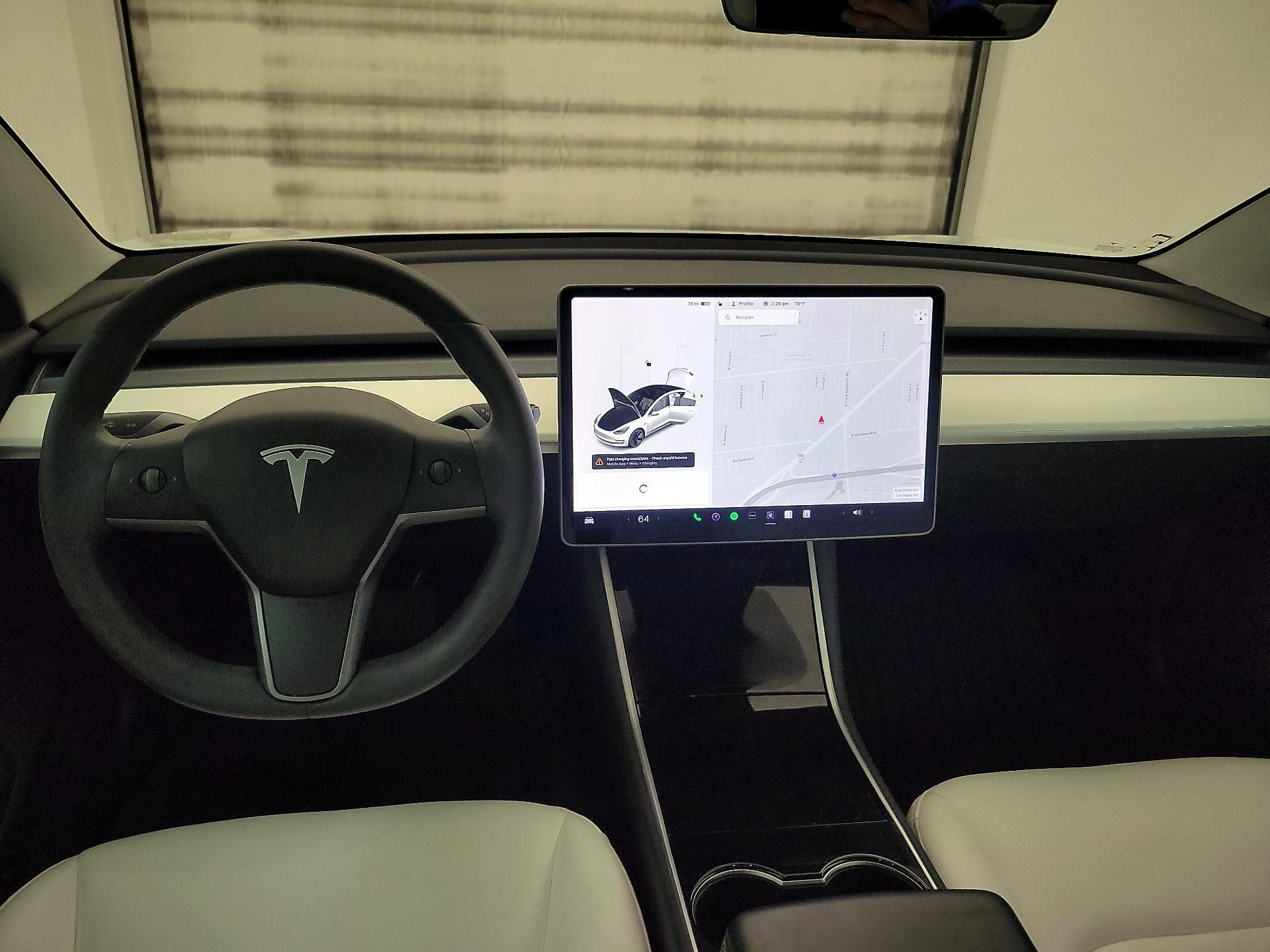 Thumbnail: 2020 Tesla Model 3 - 9