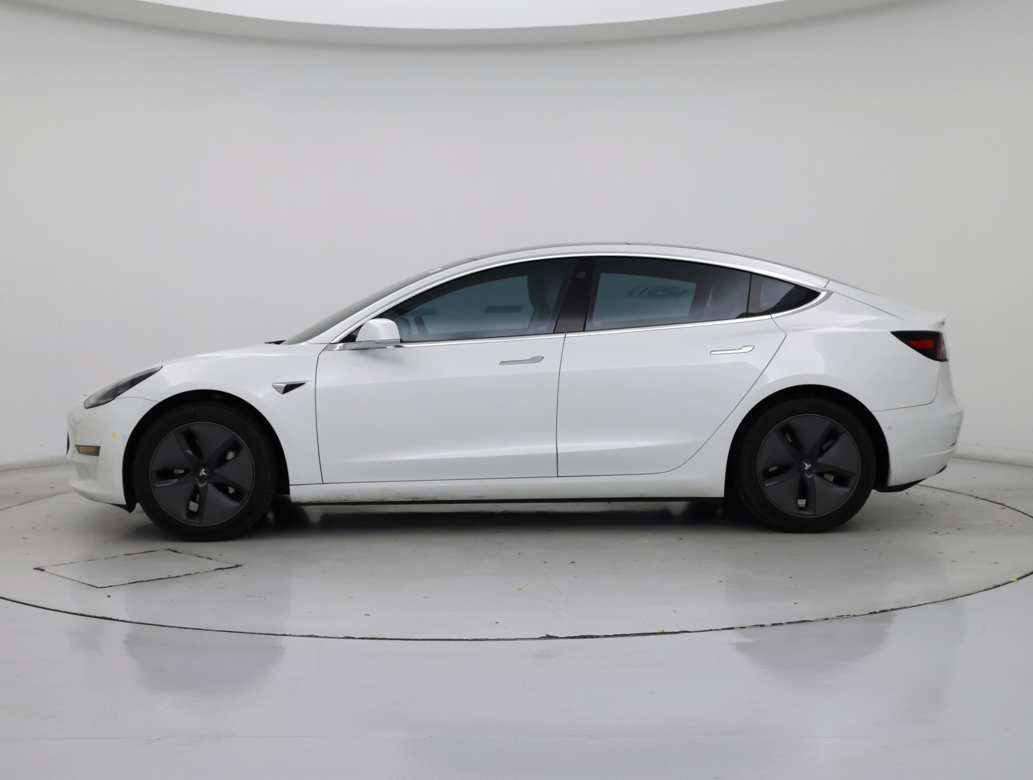 Thumbnail: 2020 Tesla Model 3 - 3