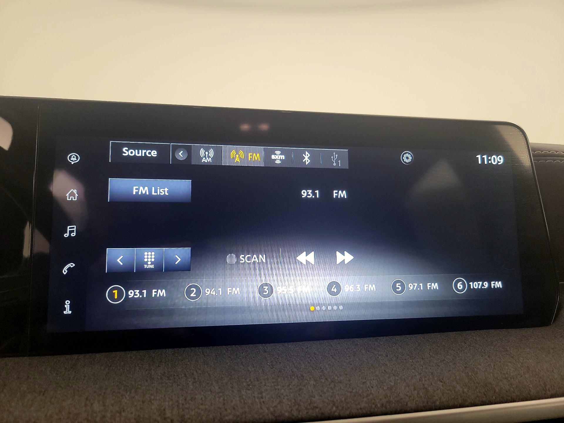 Thumbnail: 2025 Nissan Kicks - 15