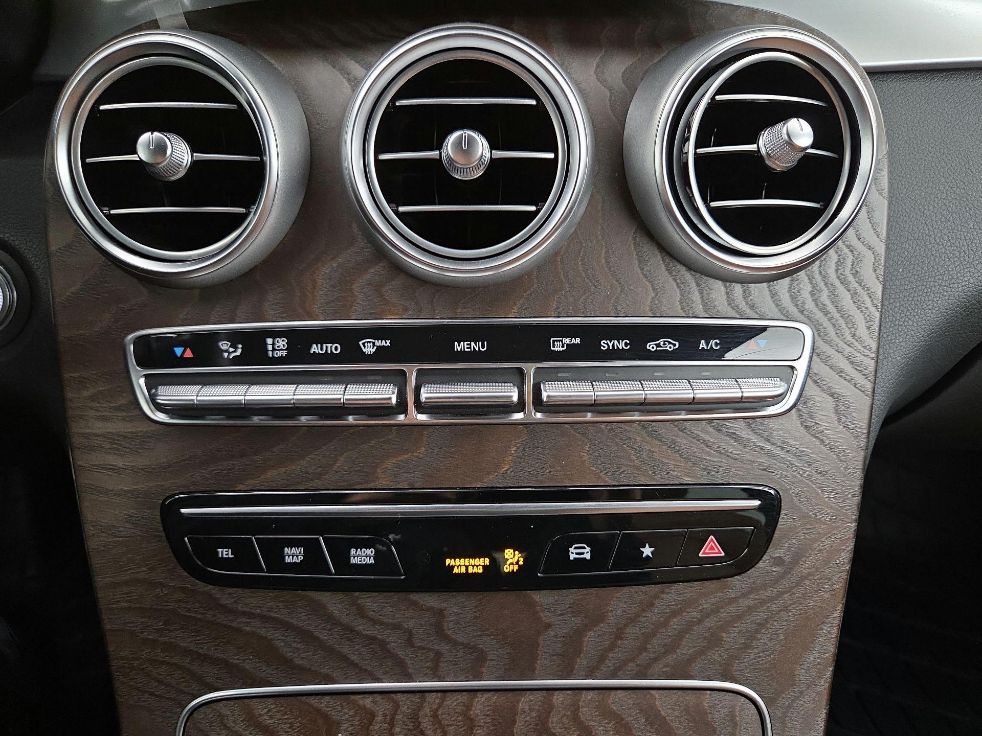 Thumbnail: 2021 Mercedes-Benz GLC - 17