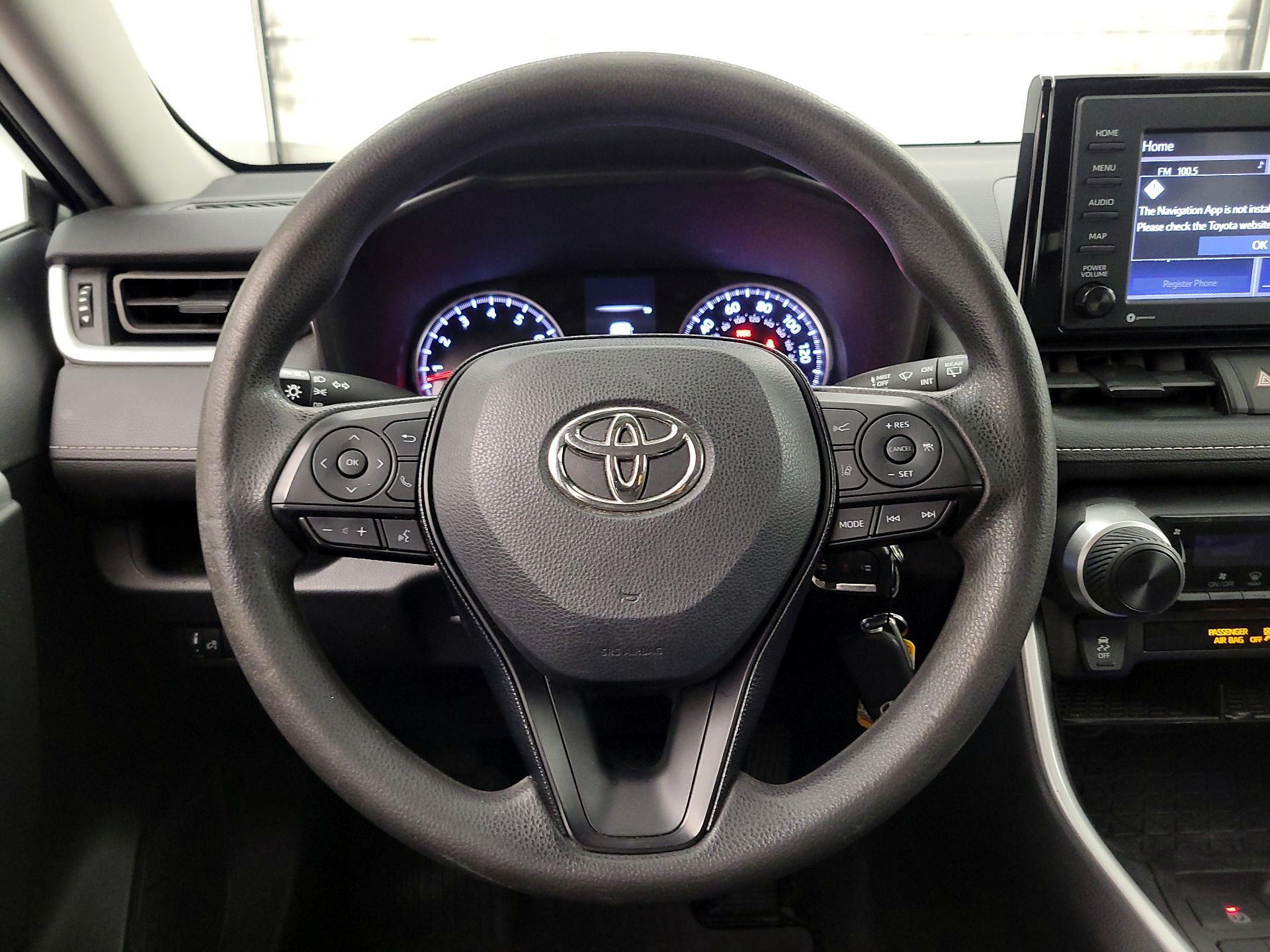 Thumbnail: 2021 Toyota RAV4 - 10