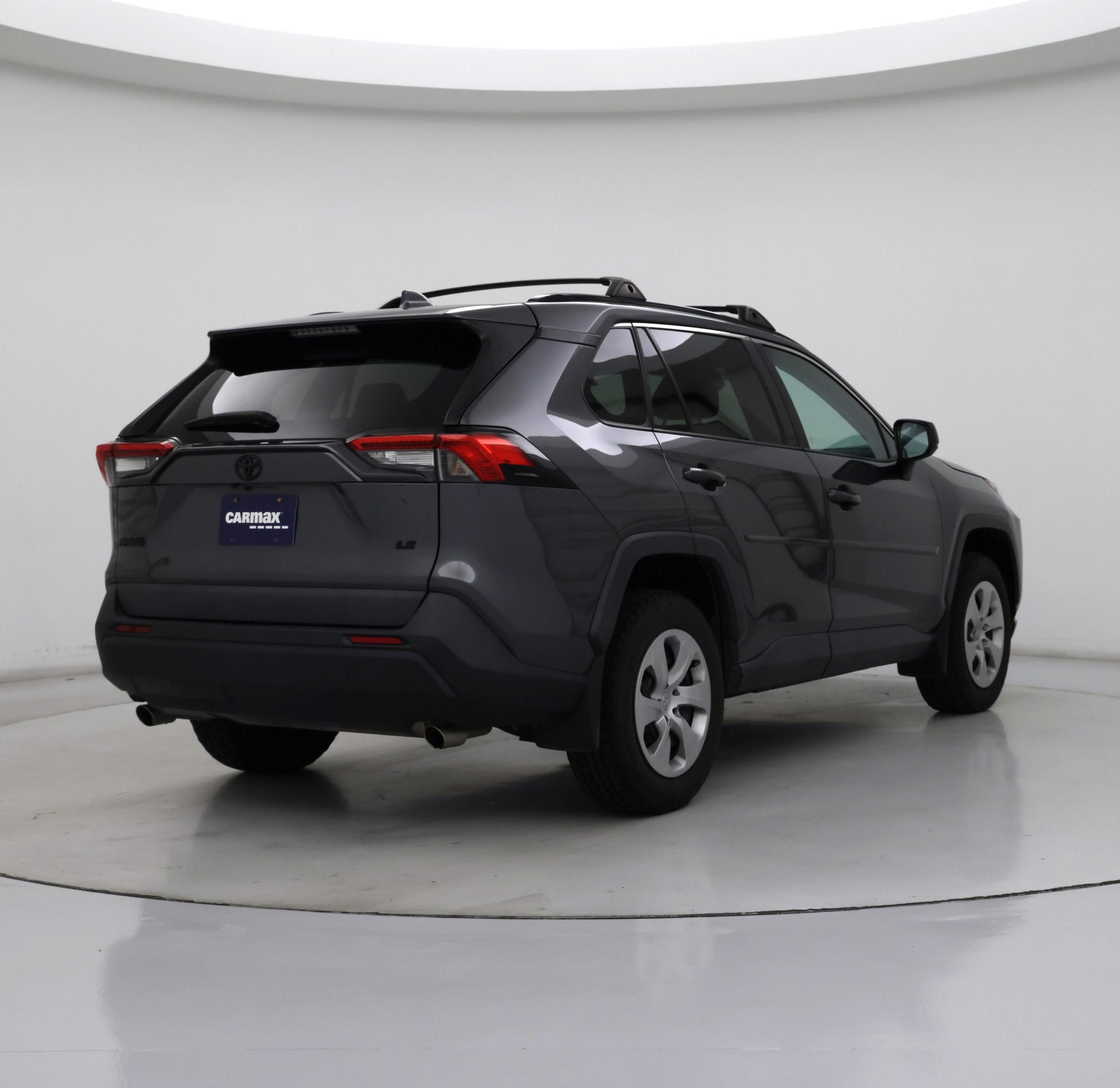 Thumbnail: 2021 Toyota RAV4 - 8