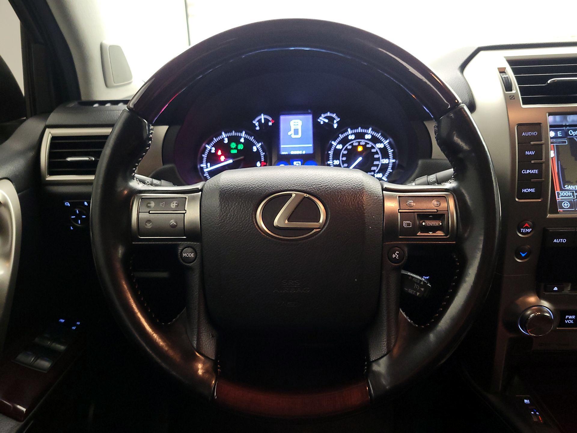 Thumbnail: 2018 Lexus GX - 10