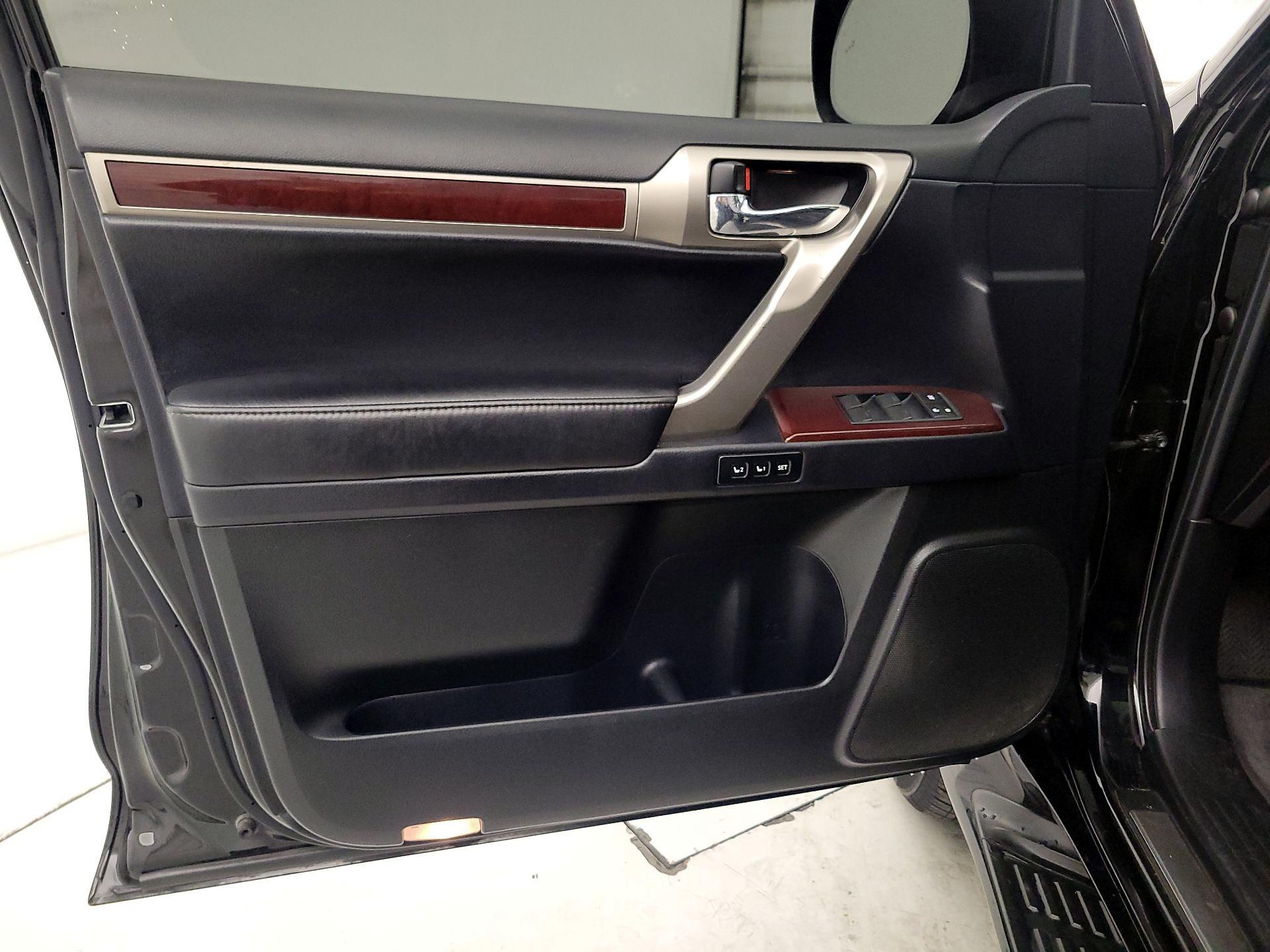 Thumbnail: 2018 Lexus GX - 12