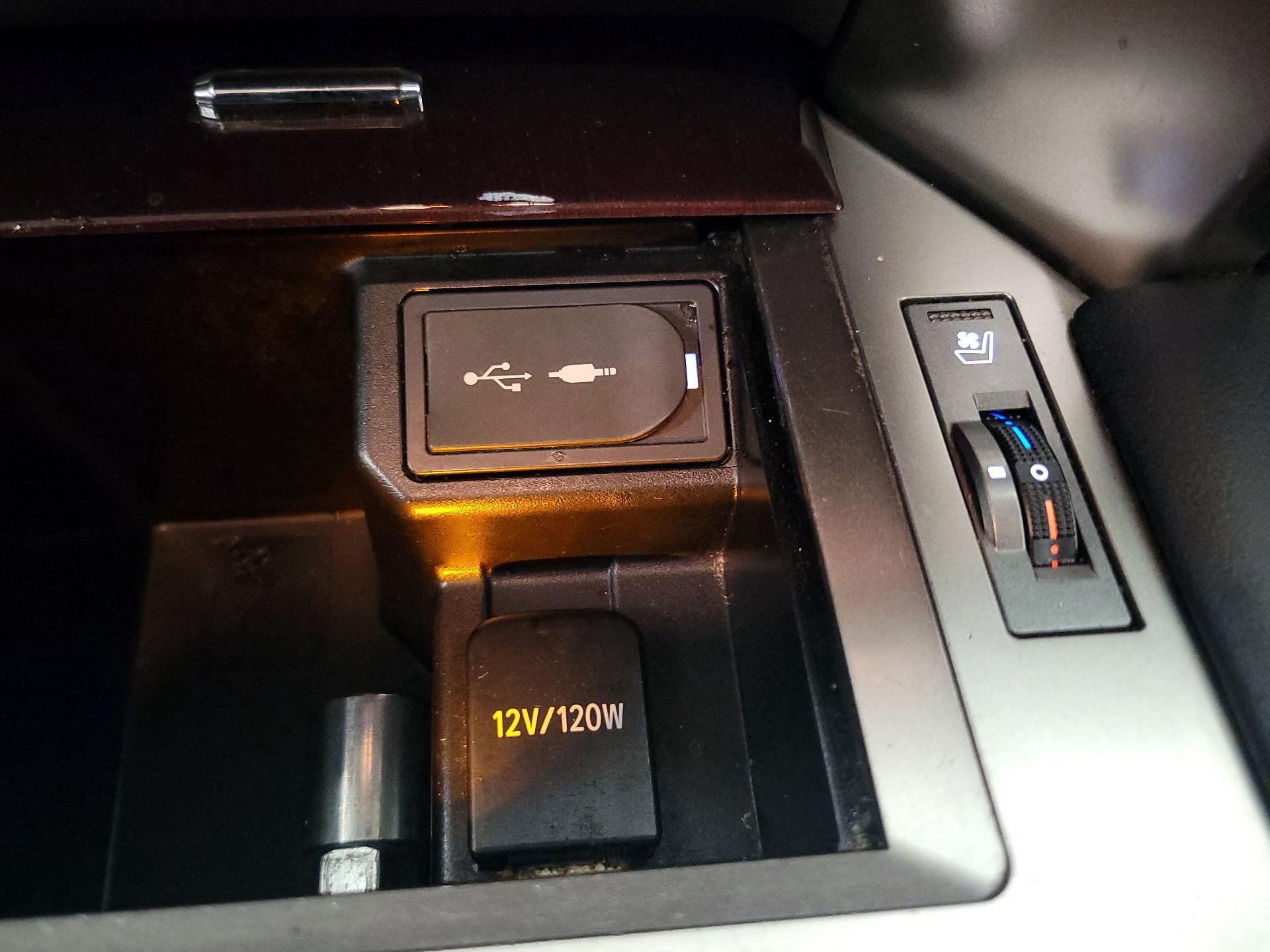 Thumbnail: 2018 Lexus GX - 19