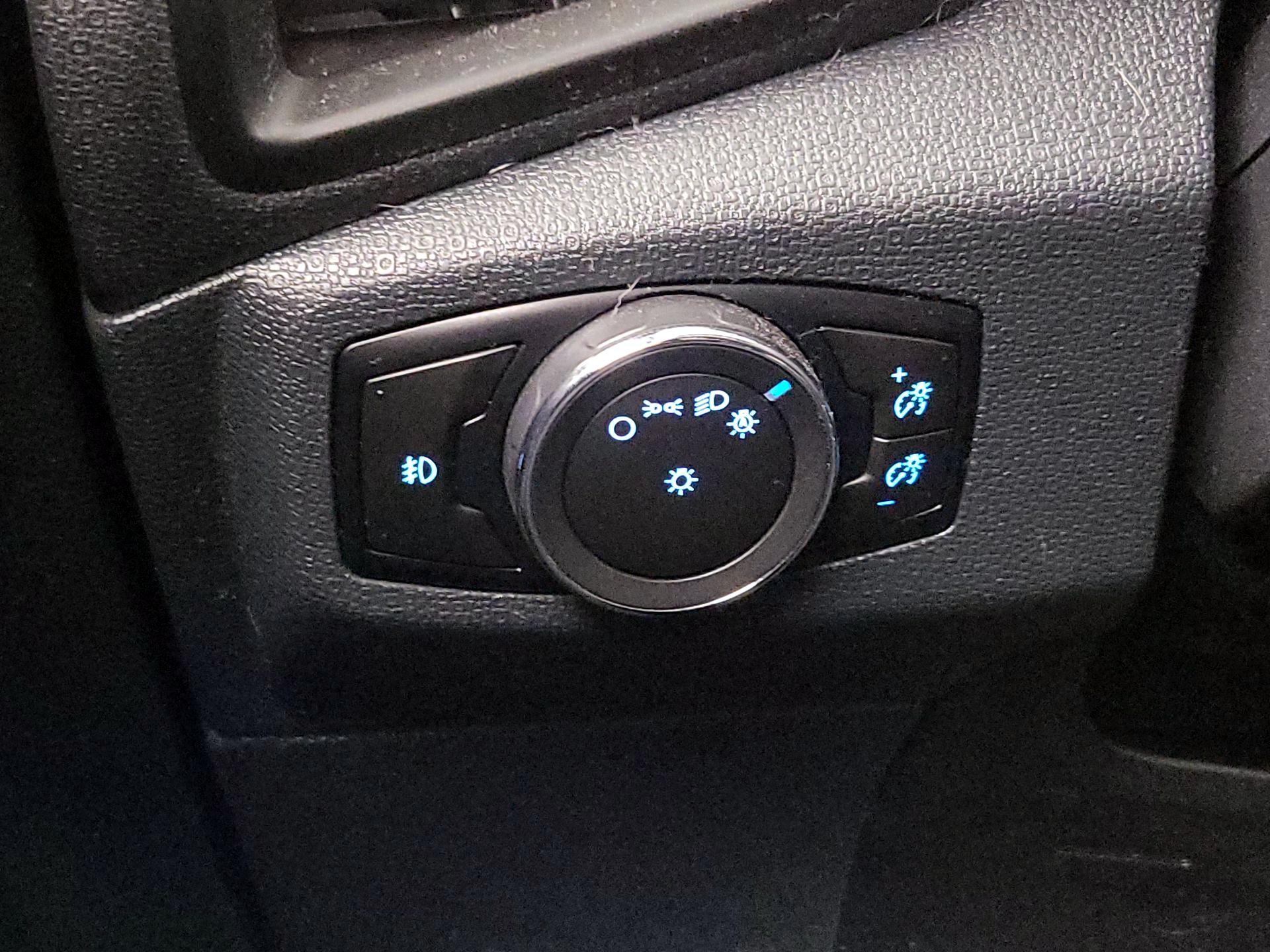 Thumbnail: 2021 Ford EcoSport - 13