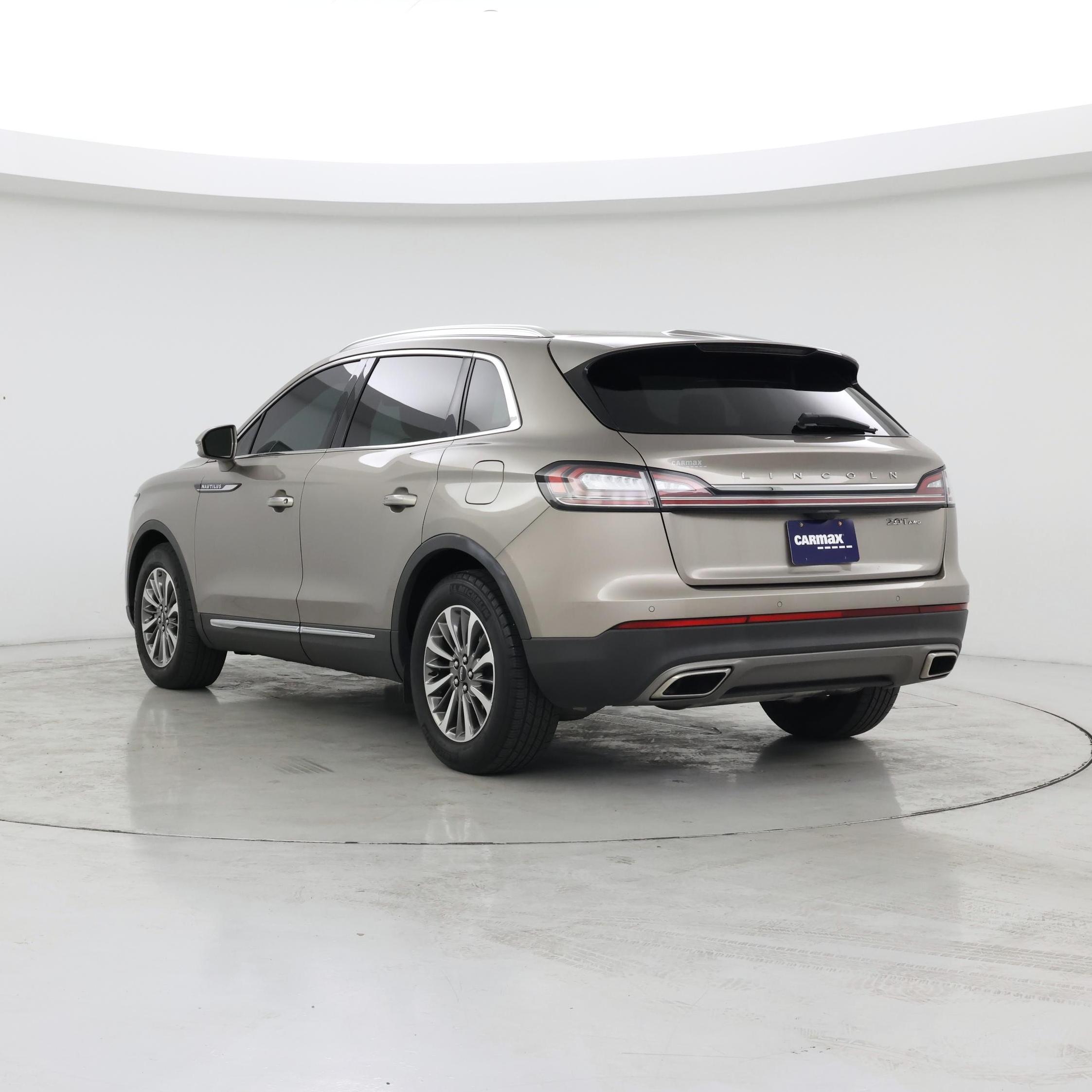 Thumbnail: 2020 Lincoln Nautilus - 2