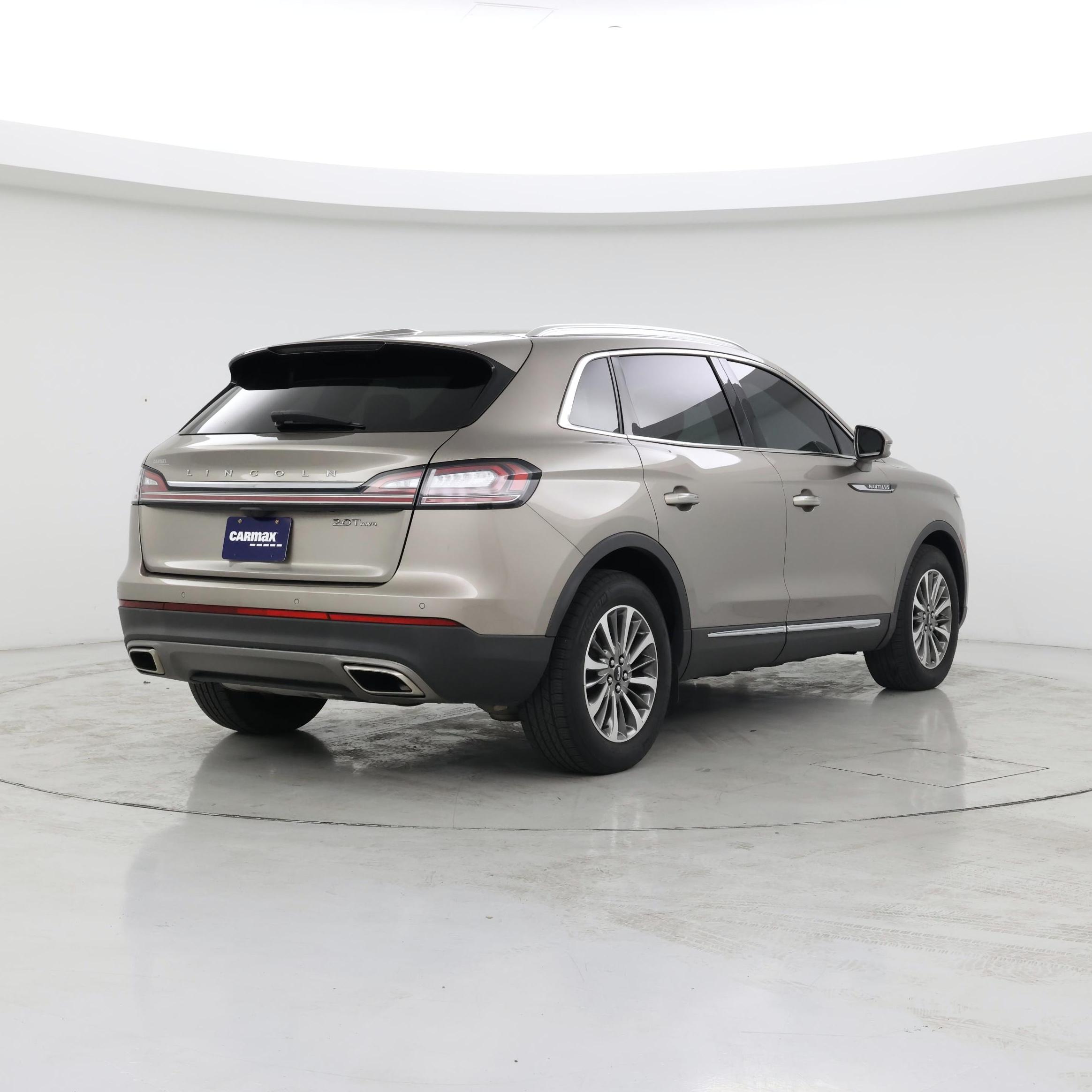 Thumbnail: 2020 Lincoln Nautilus - 8