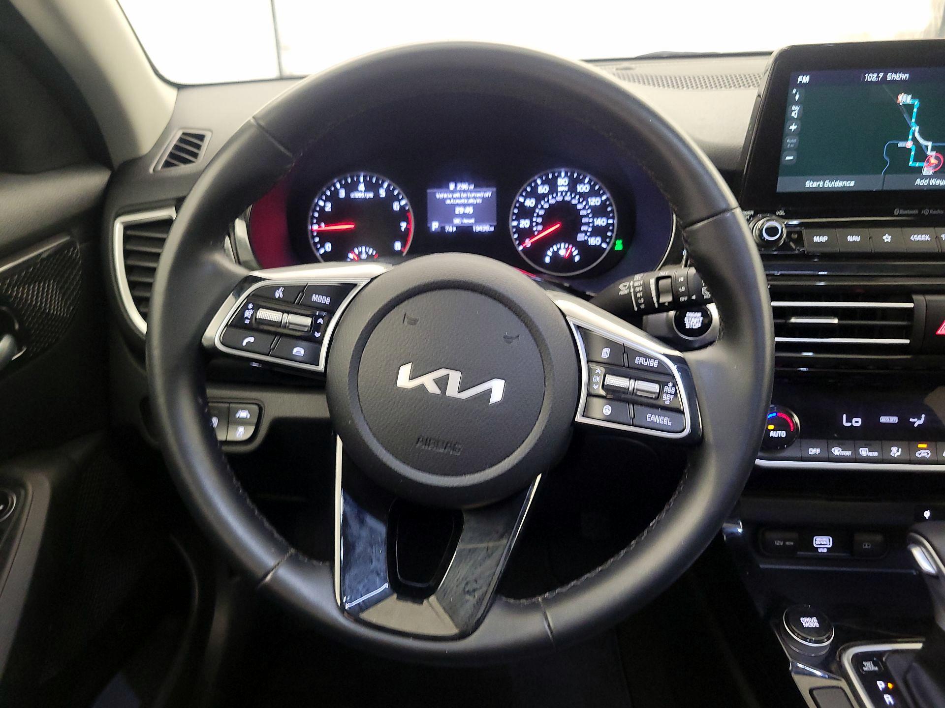 Thumbnail: 2022 Kia Seltos - 10