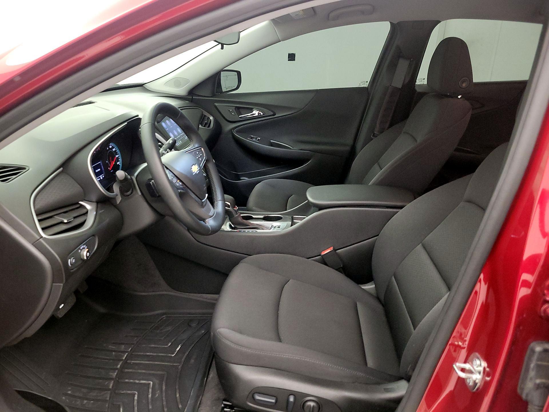 Thumbnail: 2024 Chevrolet Malibu - 11