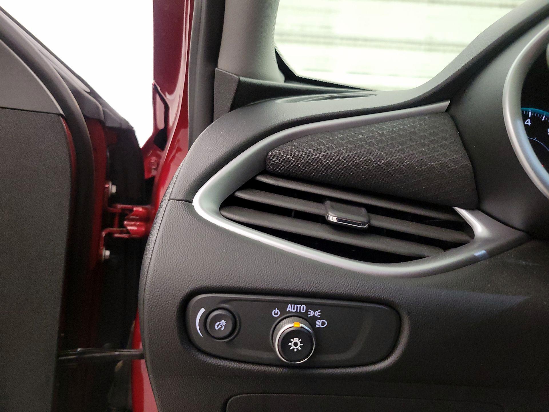 Thumbnail: 2024 Chevrolet Malibu - 13