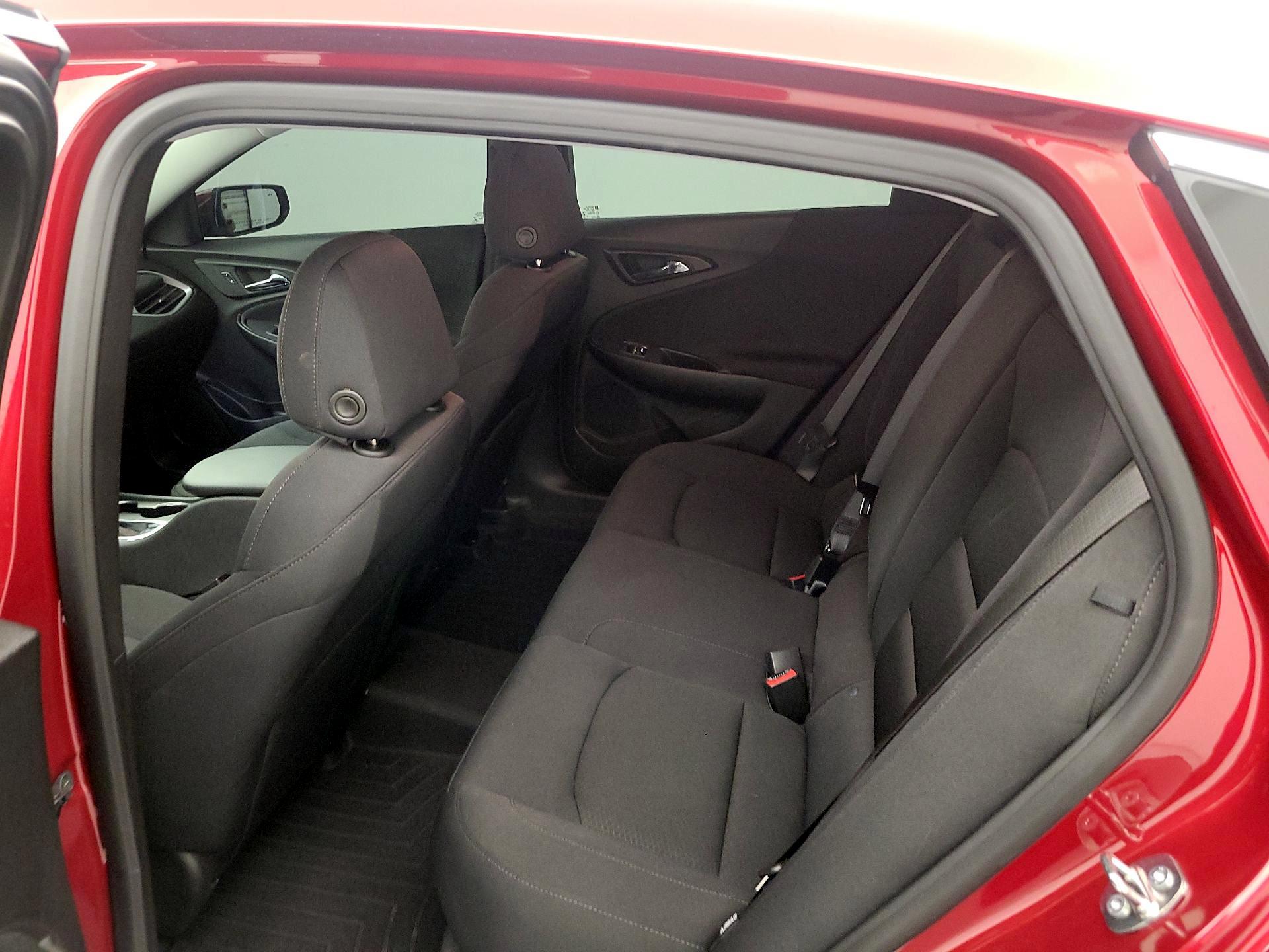 Thumbnail: 2024 Chevrolet Malibu - 19